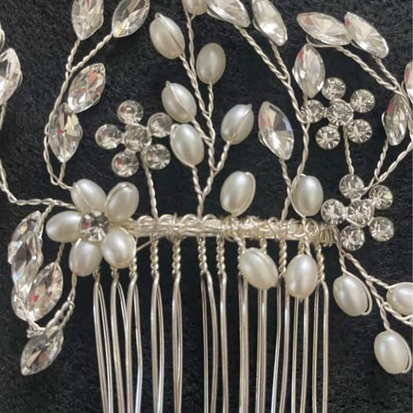 Beautiful Silver, Pearl, and Rhinestone Wedding hair comb4