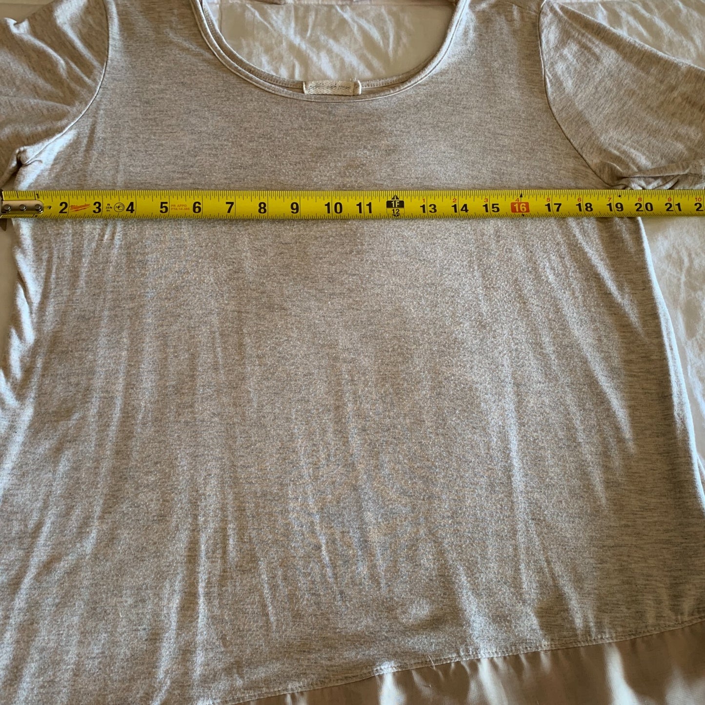 Beige Short Sleeve Top w/Tie on Back Collar7