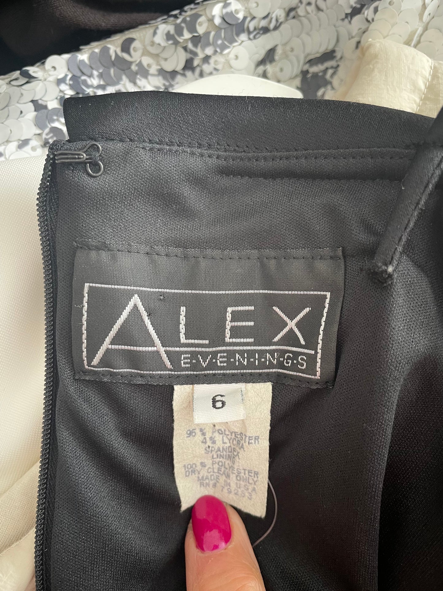 ALEX Evenings Black Off-Shoulder Evening Gown – Size 6