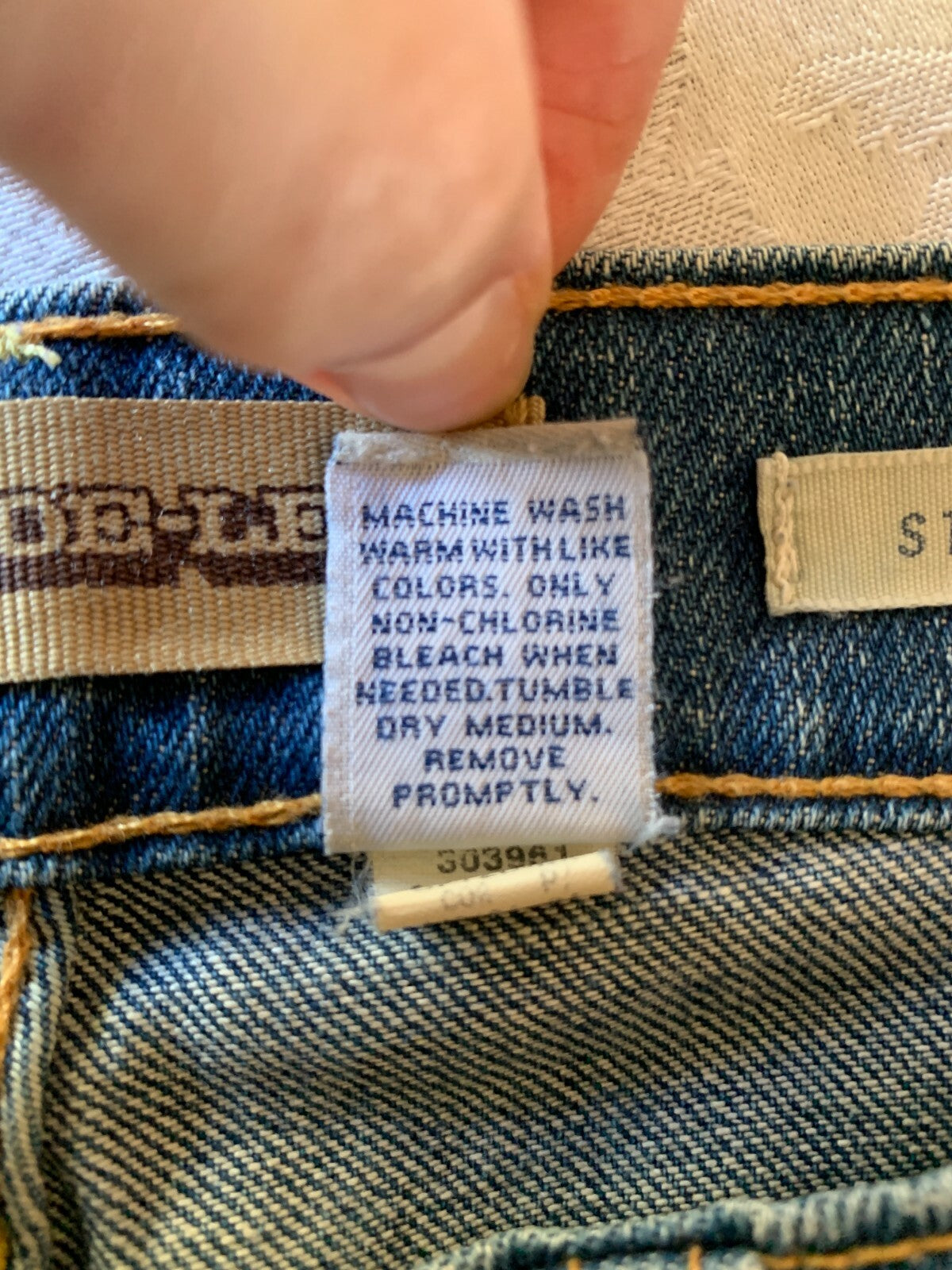 OLD NAVY Low Waist Boot Cut Low Waist Jeans3