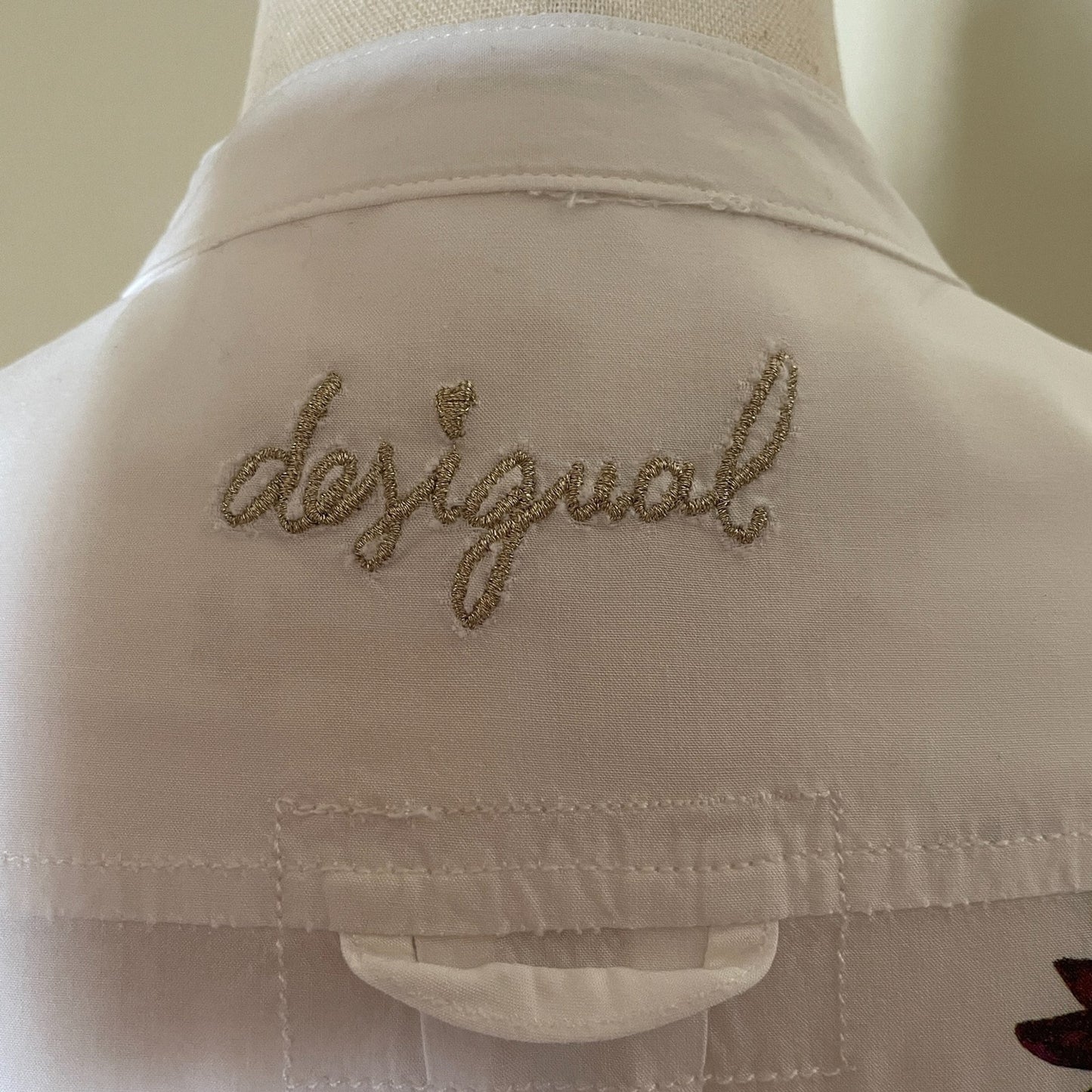 DESIGUAL New White Colorful Floral Top, Size Small7