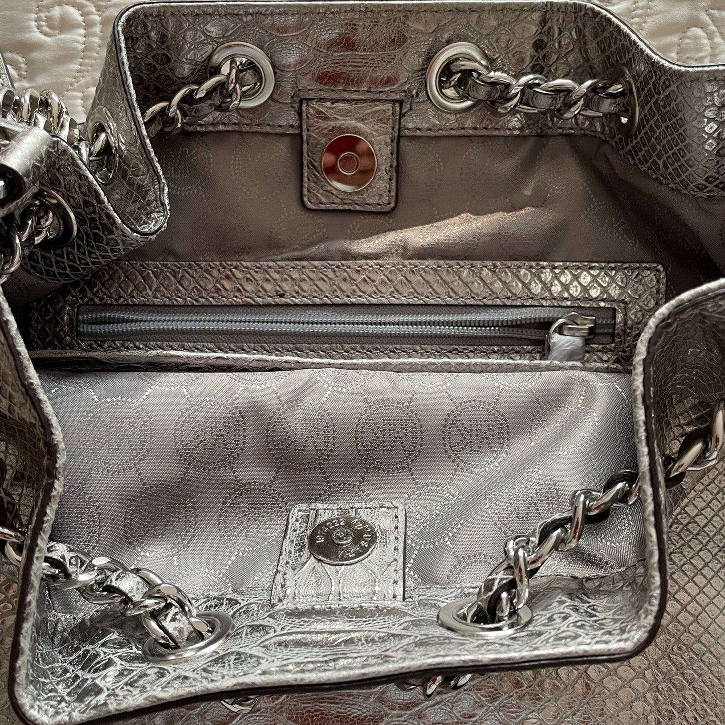 MICHAEL KORS Frankie Metallic Leather Crocodile-embossed Large Shoulder Bag3