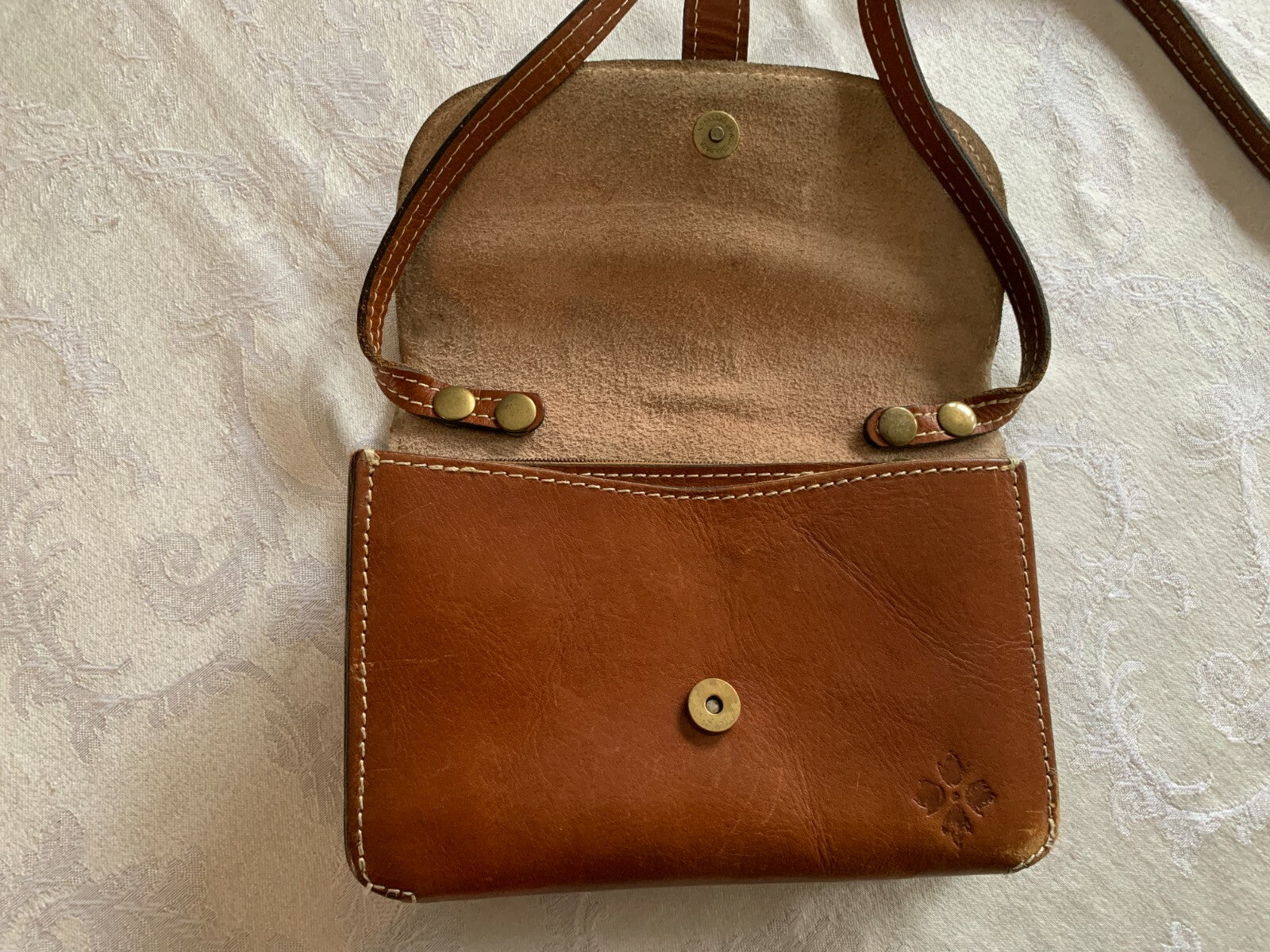 PATRICIA NASH Beautiful Leather Cross Body Bag3