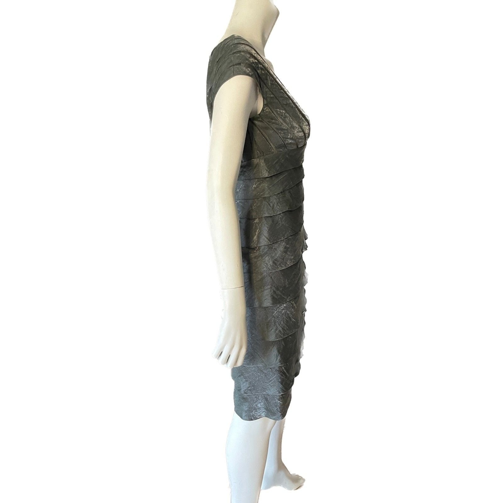 CACHE NWOT Metallic Silver Shutter Pleat Sheath Dress, Size 22