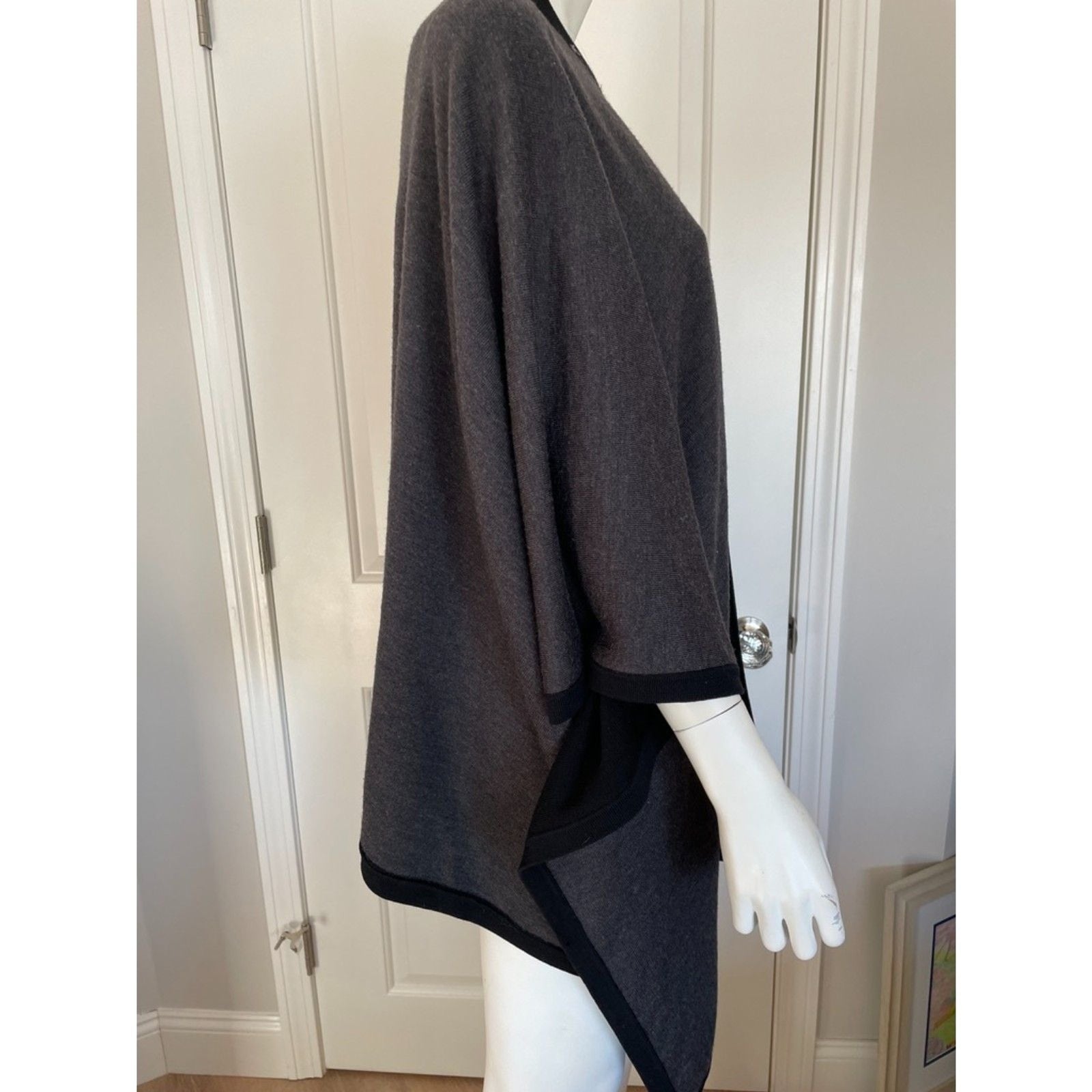 Beautiful black and Gray Reversible Wrap6
