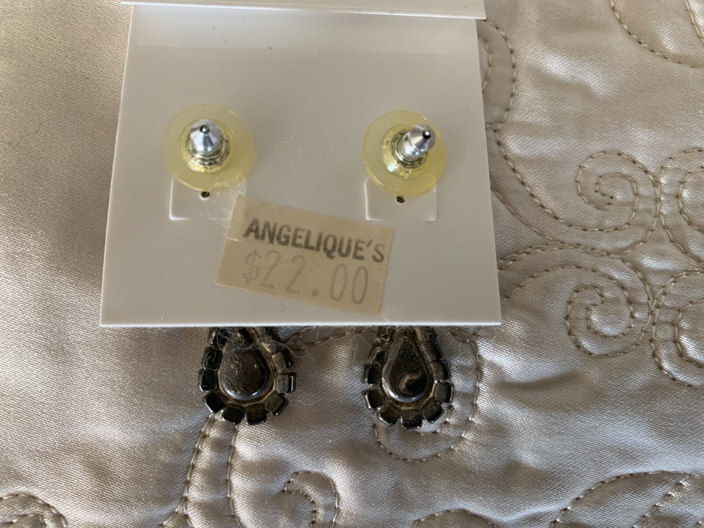 Vintage Green & Rhinestone pierced drop earrings1