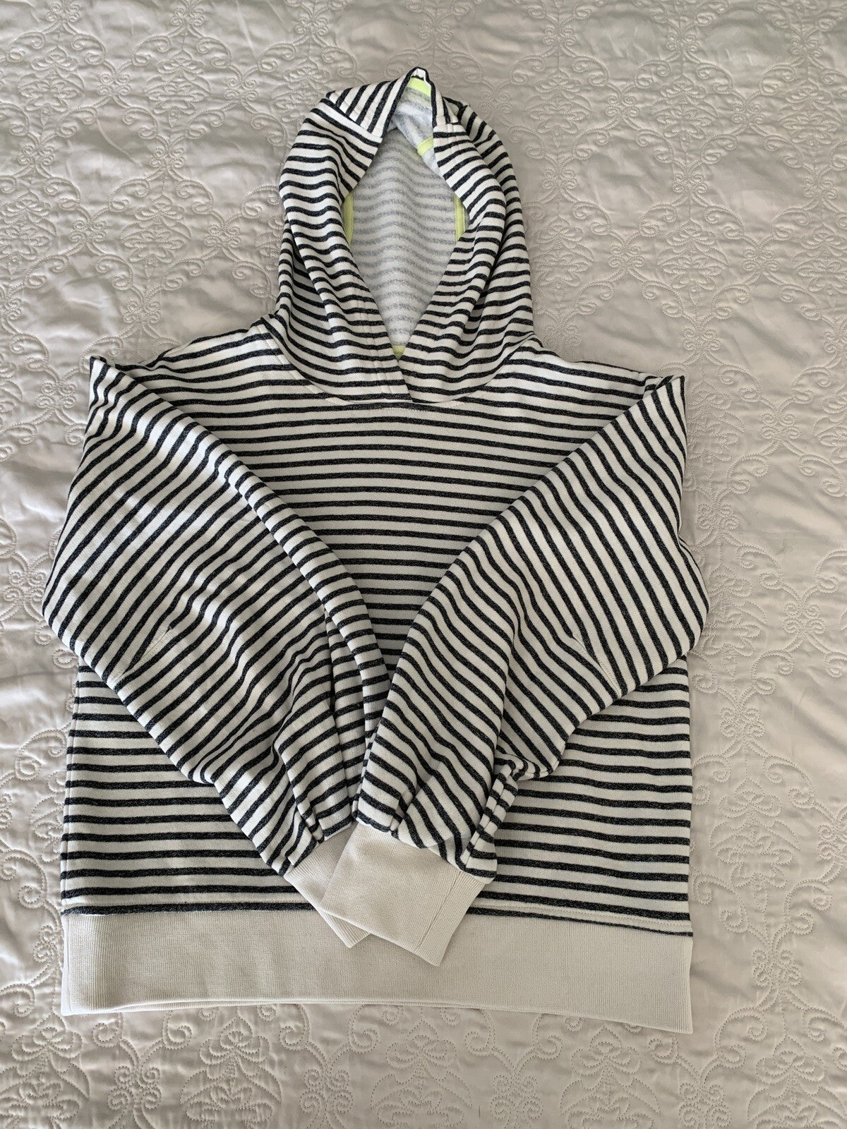 LOU & GREY Striped Sweatshirt2