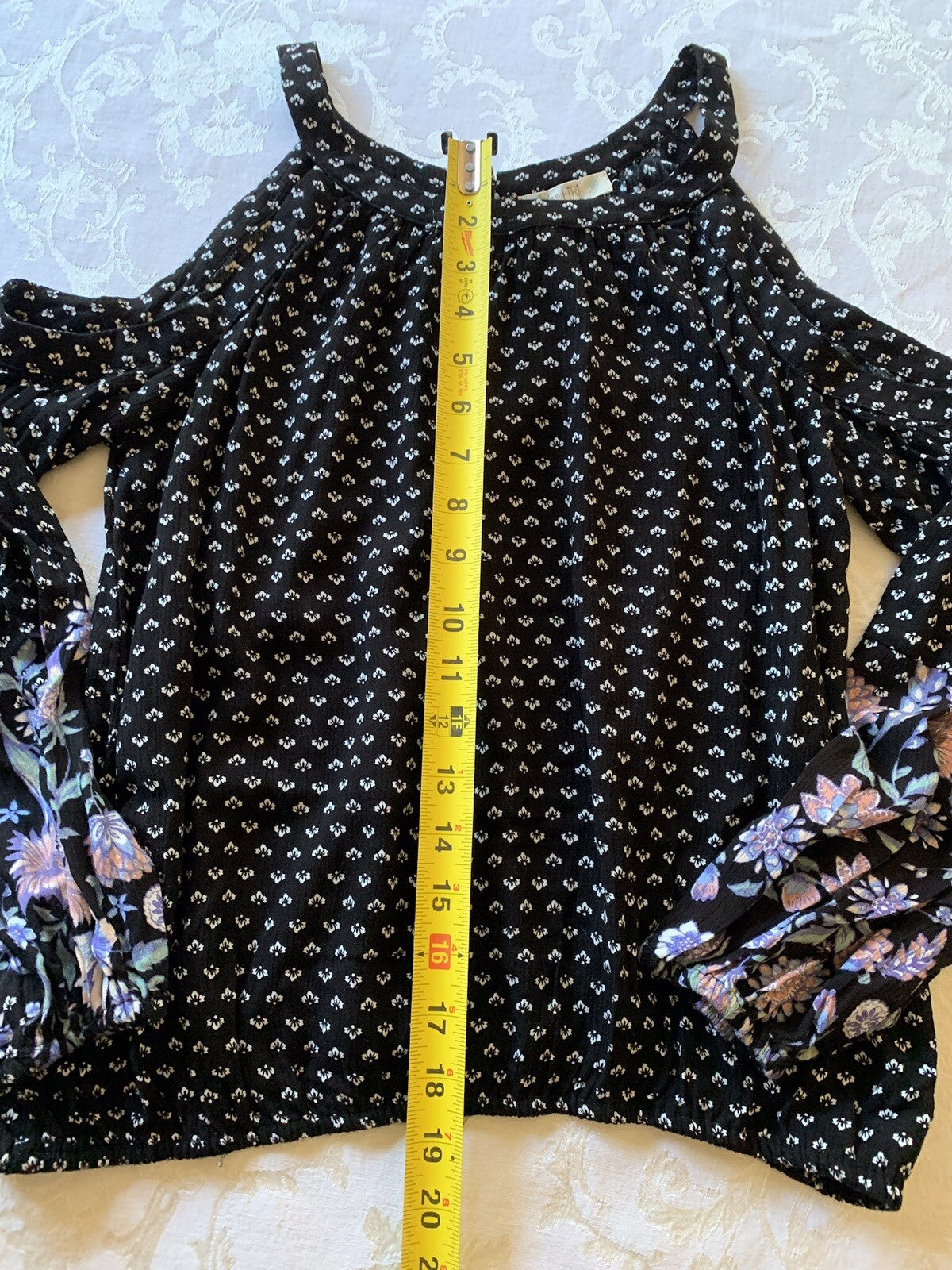 LOVE, FIRE Long Sleeve Cold Shoulder Black/White and Floral Top, Size PS6