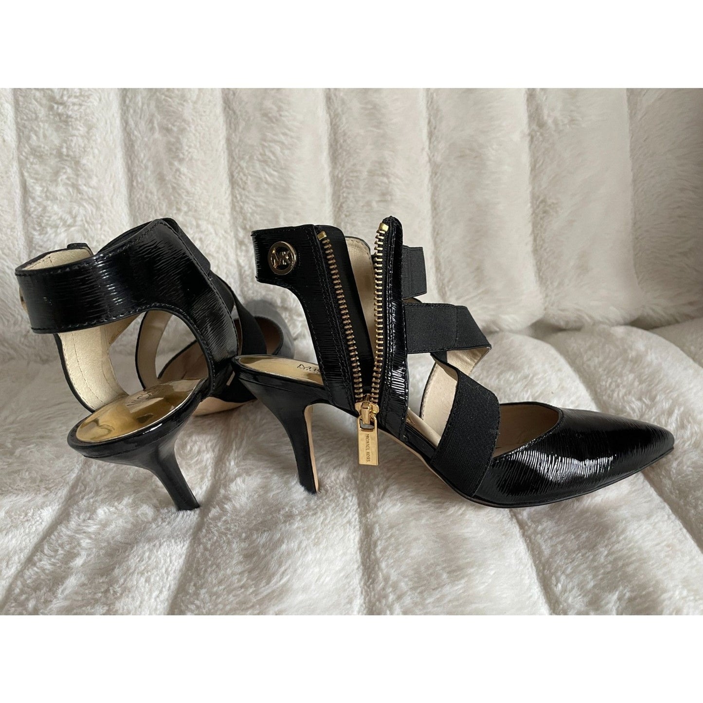MICHAEL KORS Black Patent Leather Meadow Strappy Pointed-Toe Pump 3" Heels9