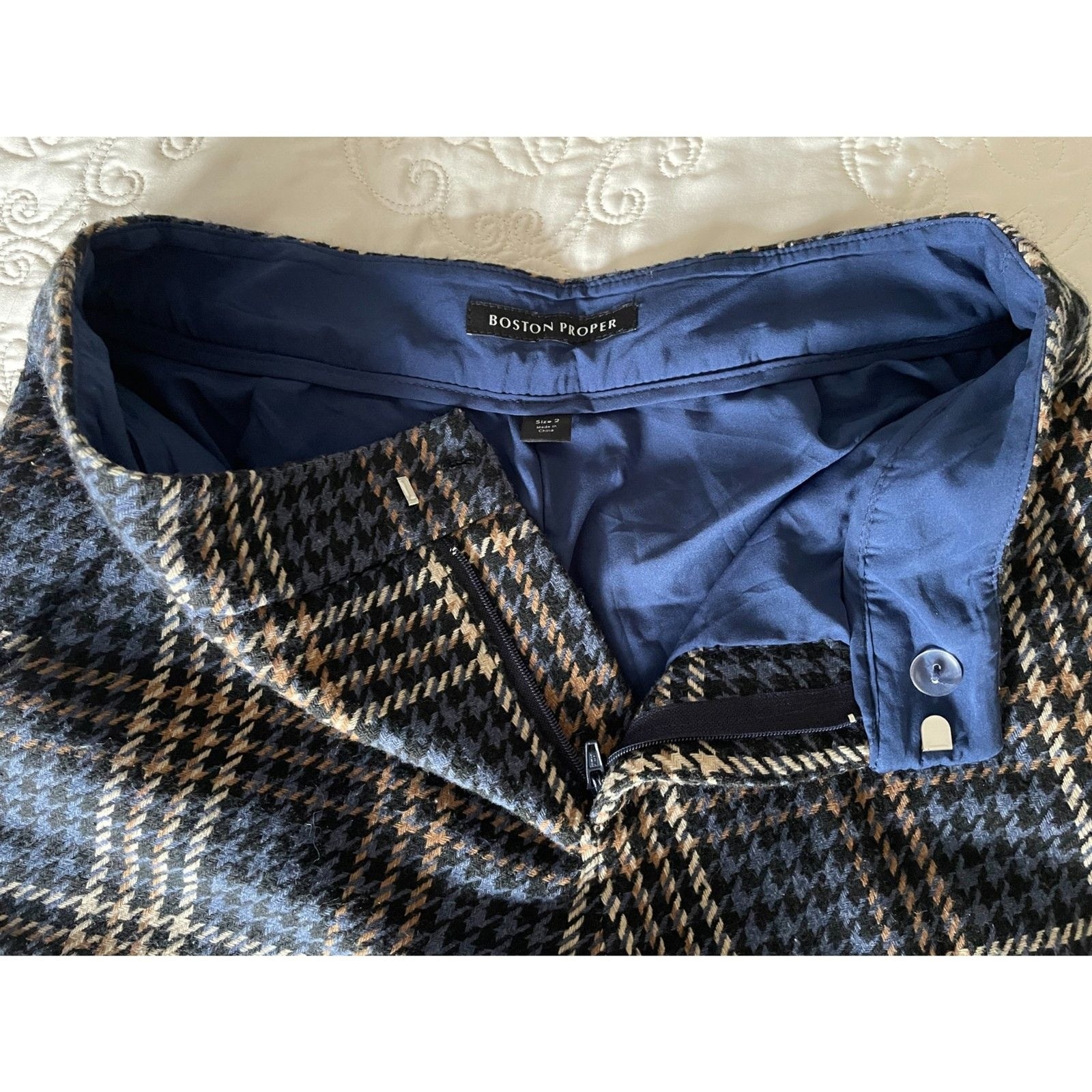BOSTON PROPER NWOT Navy Multi Plaid Trouser Pants, Size 26