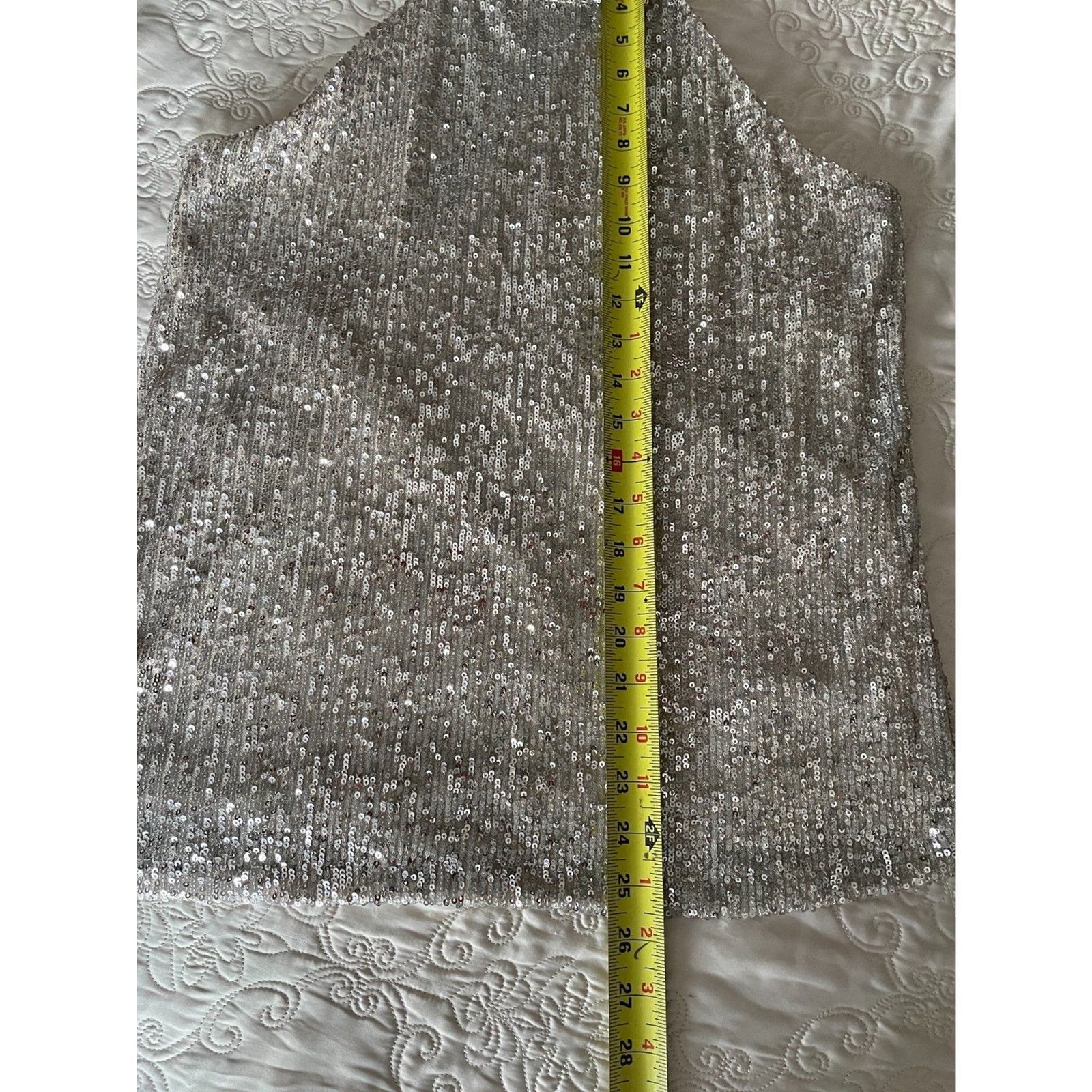 CABLE & GAUGE New Cream Sequin Sleeveless Turtleneck Halter Top, Size Small9