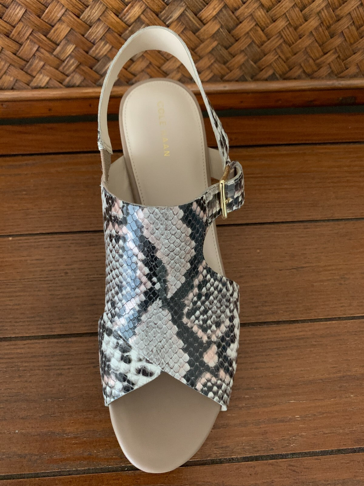 COLE HAAN Philomina Wedge Sandal Embossed Leather Wedge, Size 105