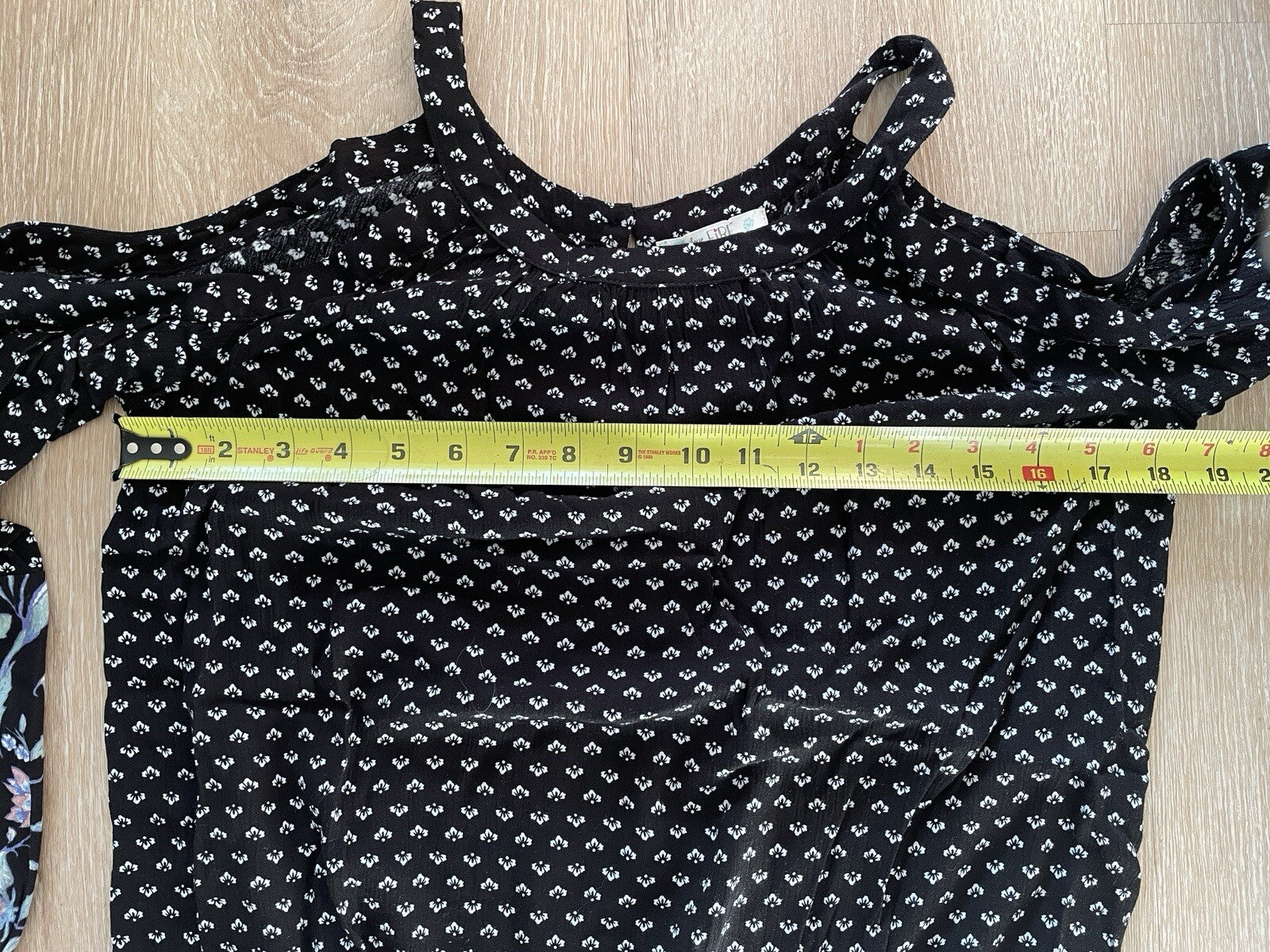 LOVE, FIRE Long Sleeve Cold Shoulder Black/White and Floral Top, Size PS8