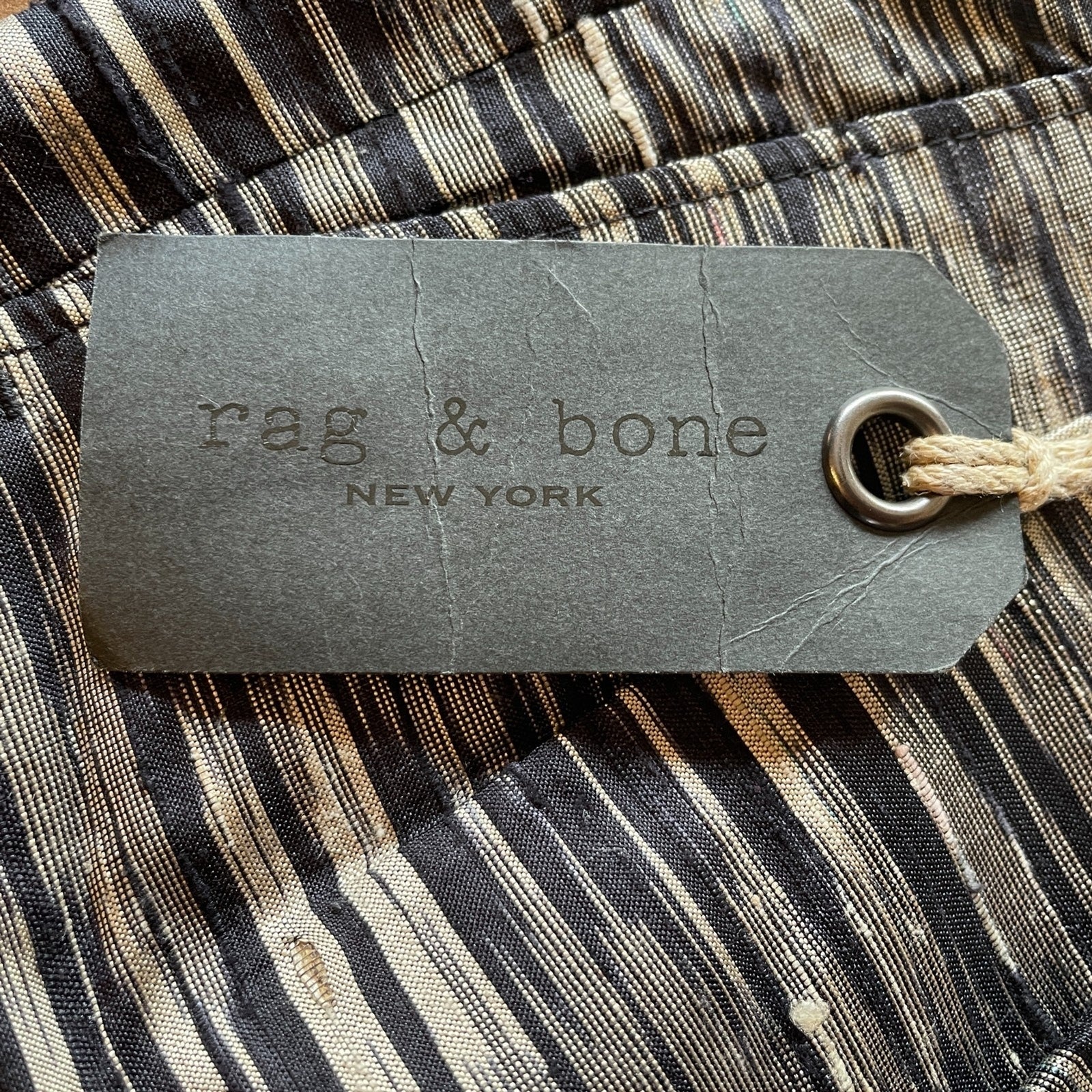 RAG & BONE New Black Gold Metallic % Silk Shorts, Size 102