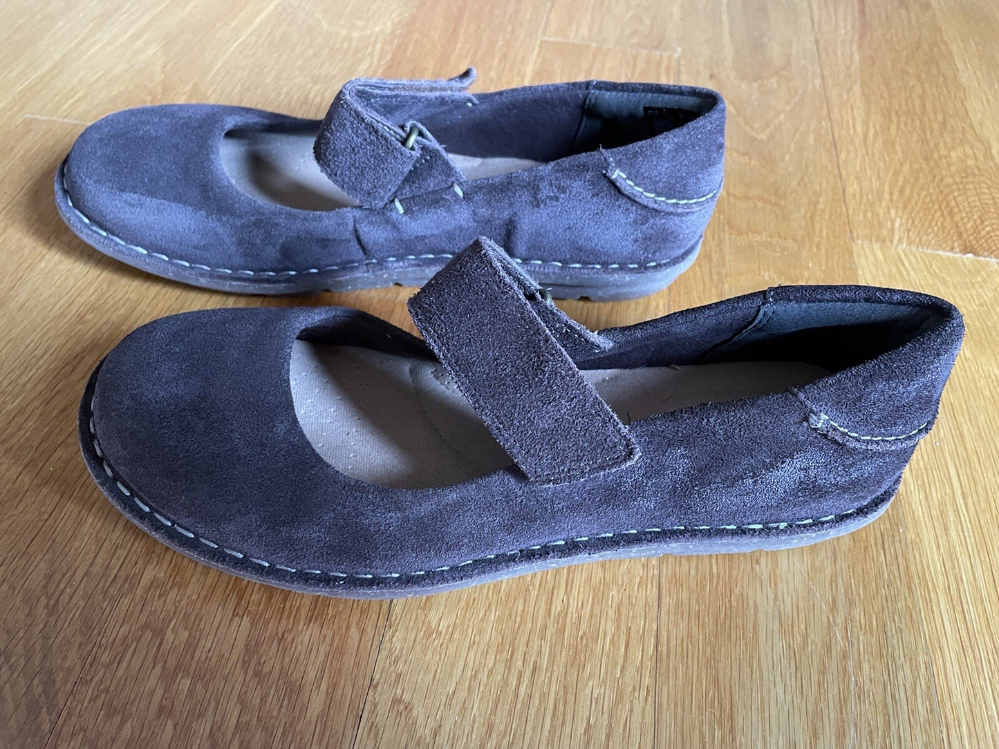 CLARKS Collection Soft Cushion Brown Suede Shoes, Size 7.50