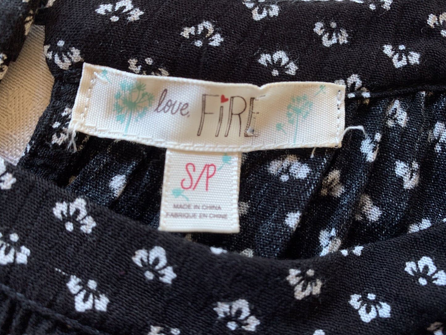 LOVE, FIRE Long Sleeve Cold Shoulder Black/White and Floral Top, Size PS3