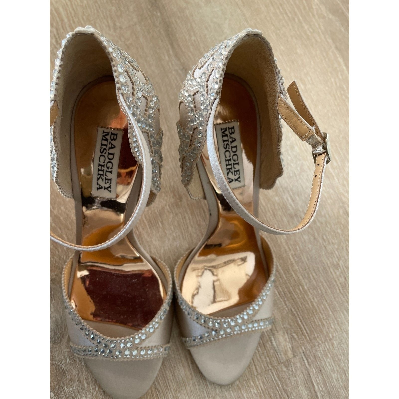 BADGLEY MISCHKA Roxy Evening Leather 3 3/4 inch Sandals, Size 7.52