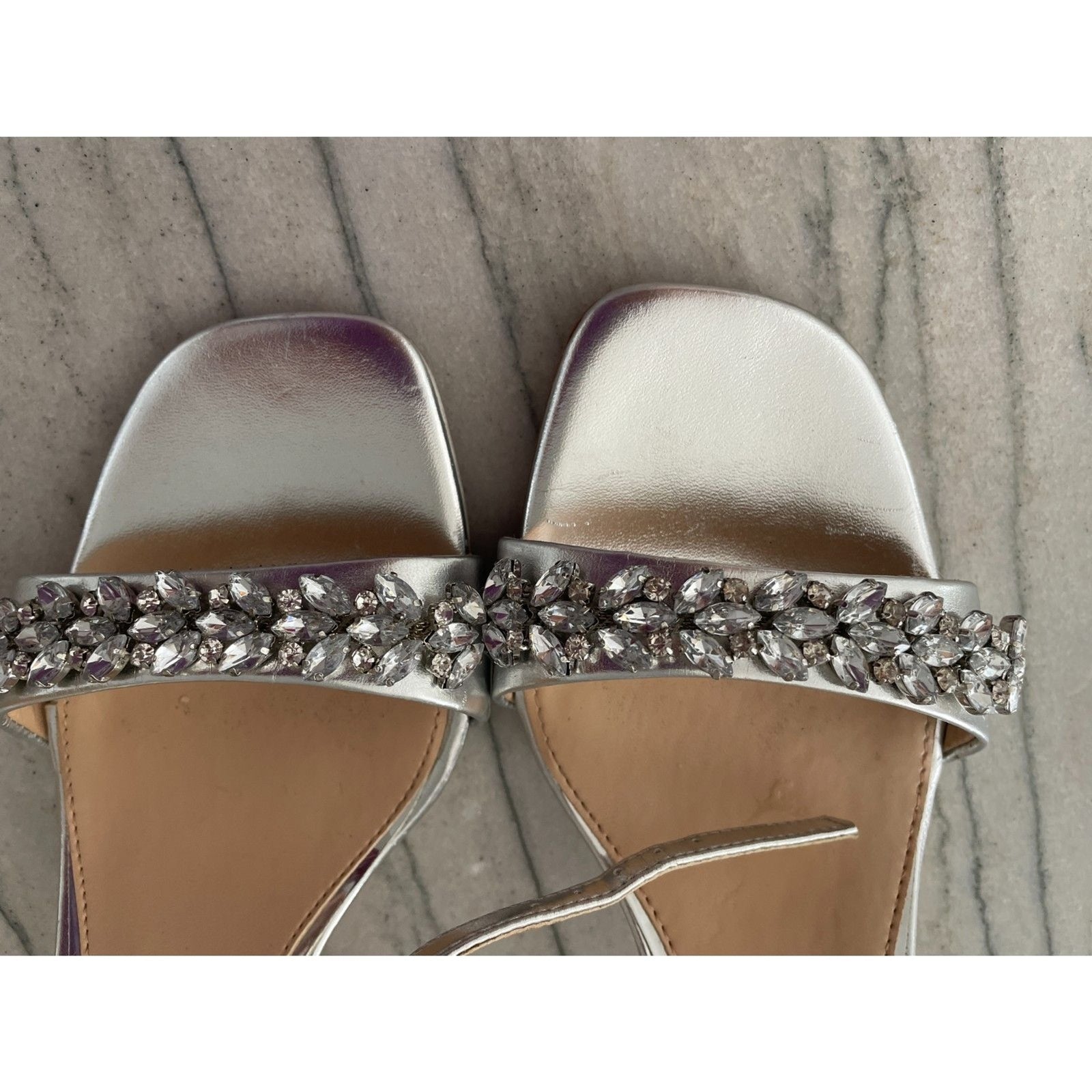 Badgley Mischka Jewel Patsy Strappy Crystal Embellished 3 inch Heel Size 7.51