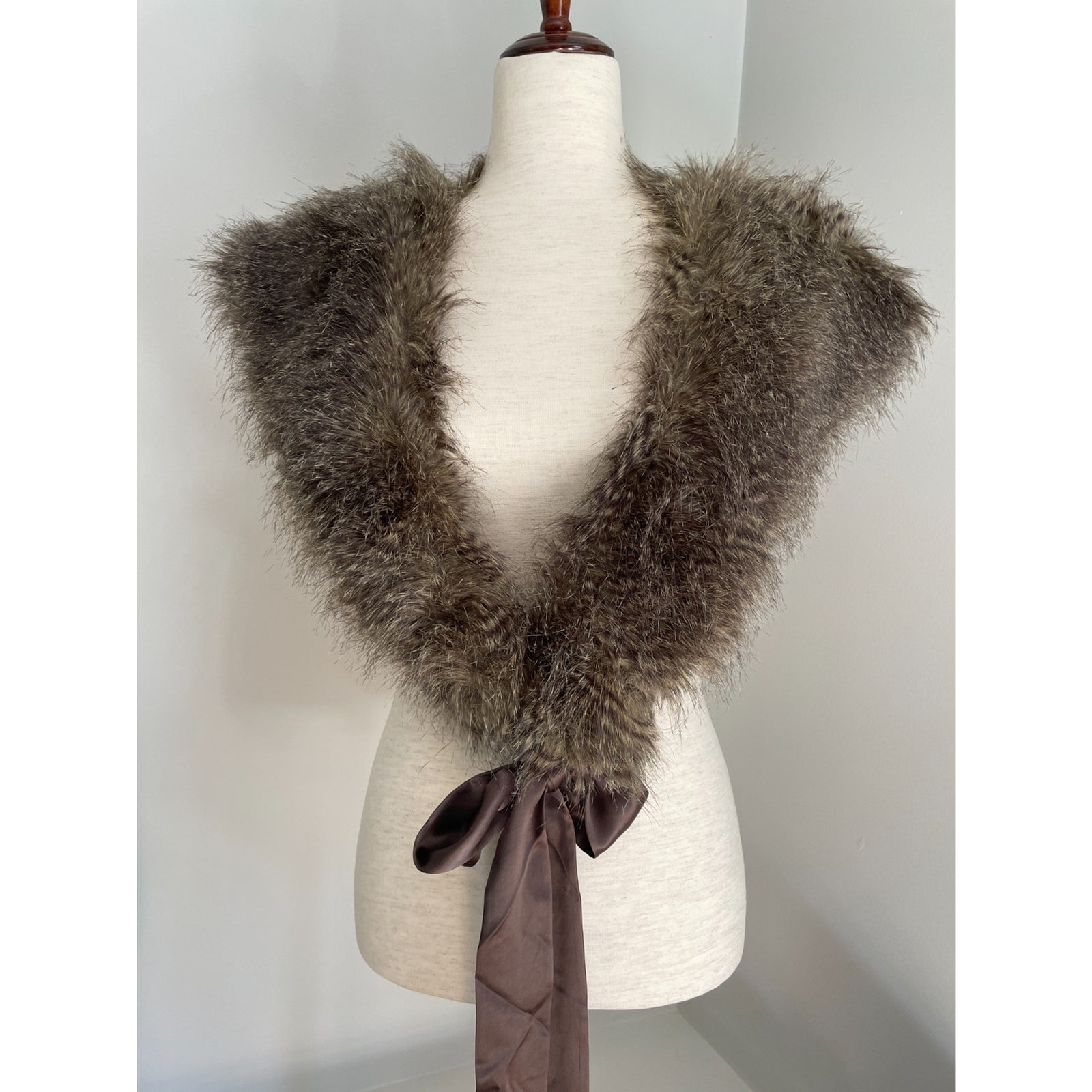 RANDOLPH DUKE Faux Fur Removable Stole Collar, Brown & Cream0