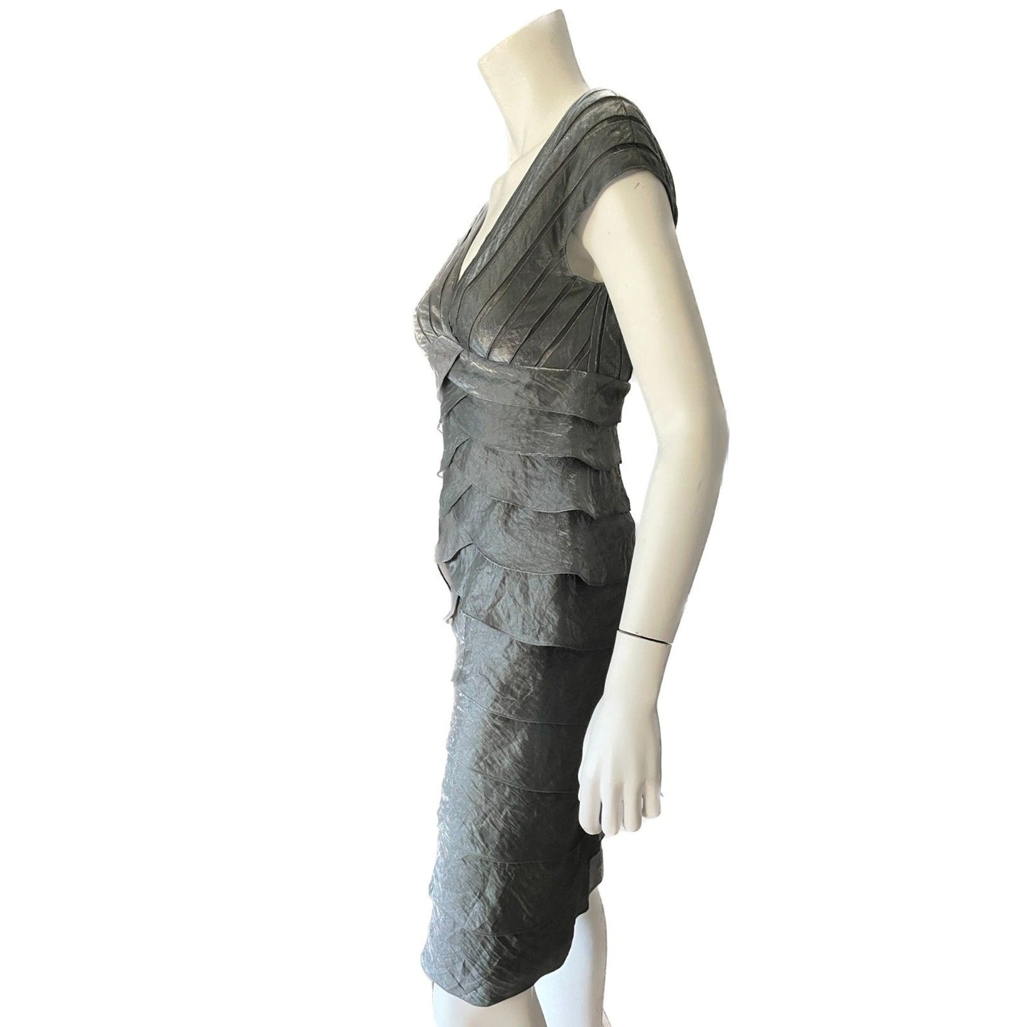 CACHE NWOT Metallic Silver Shutter Pleat Sheath Dress, Size 24