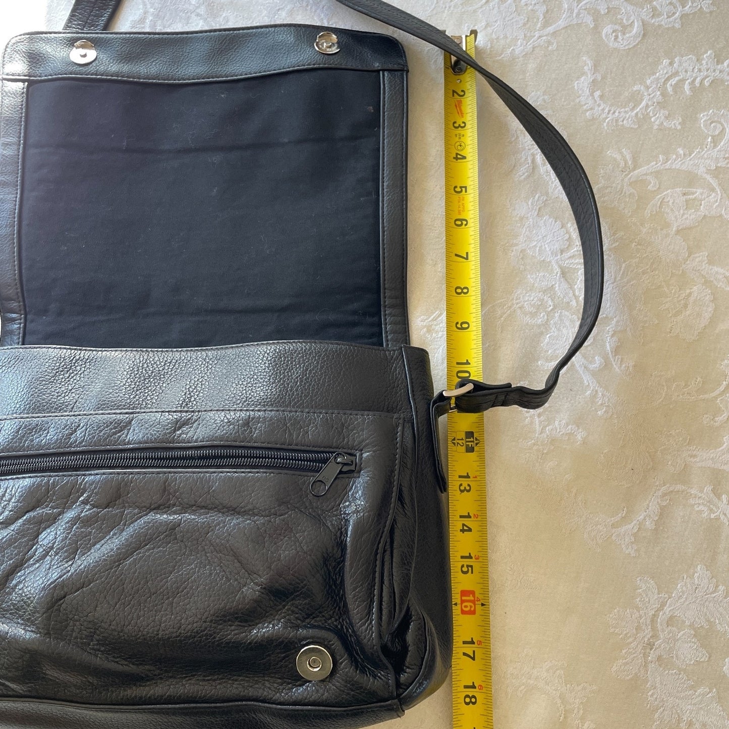 TIGNANELLO Black Genuine Leather Crossbody Bag with Flap Over 12