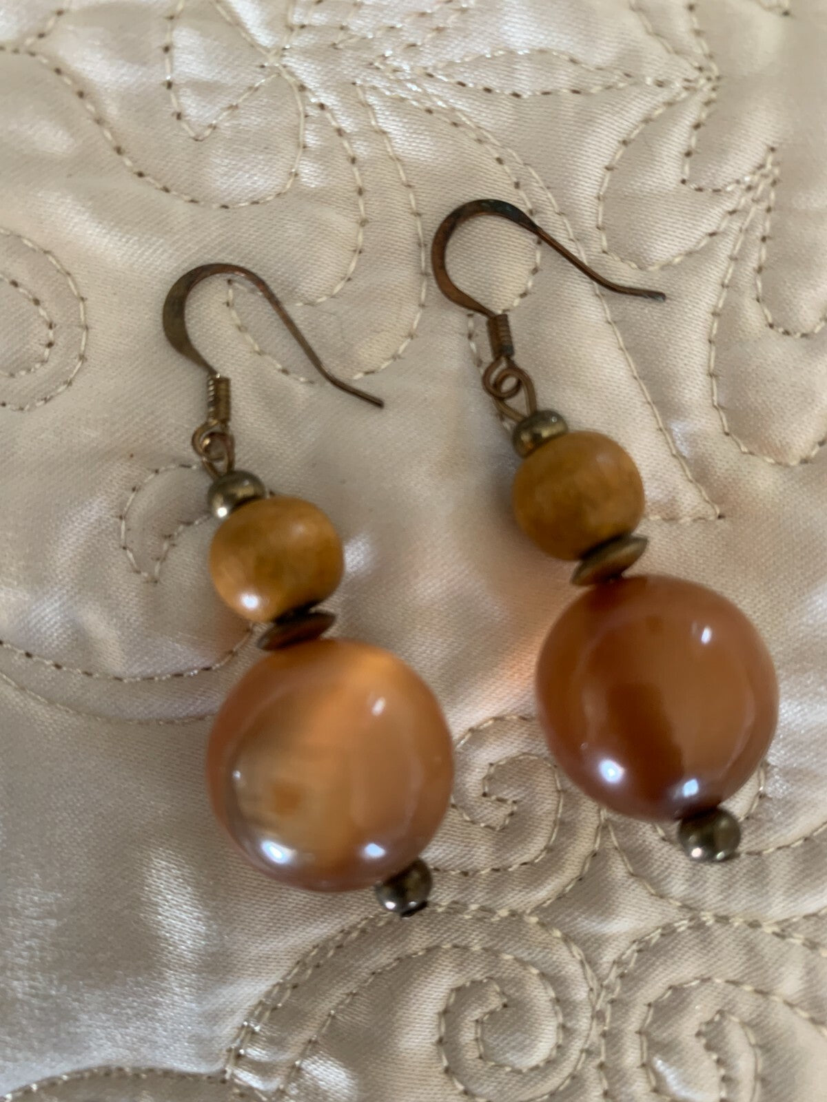 Vintage Brown Ball Earrings0