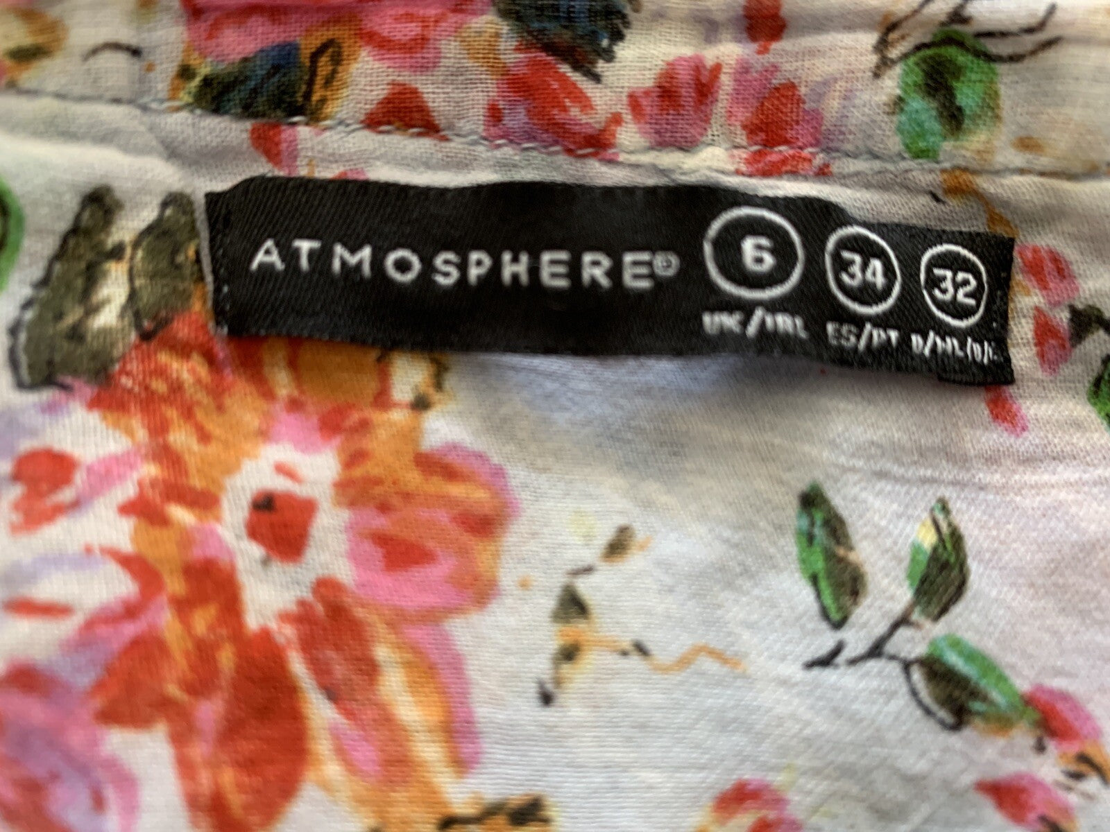 ATMOSPHERE Adorable Floral Long Sleeve Light Weight Shirt, Size Small5