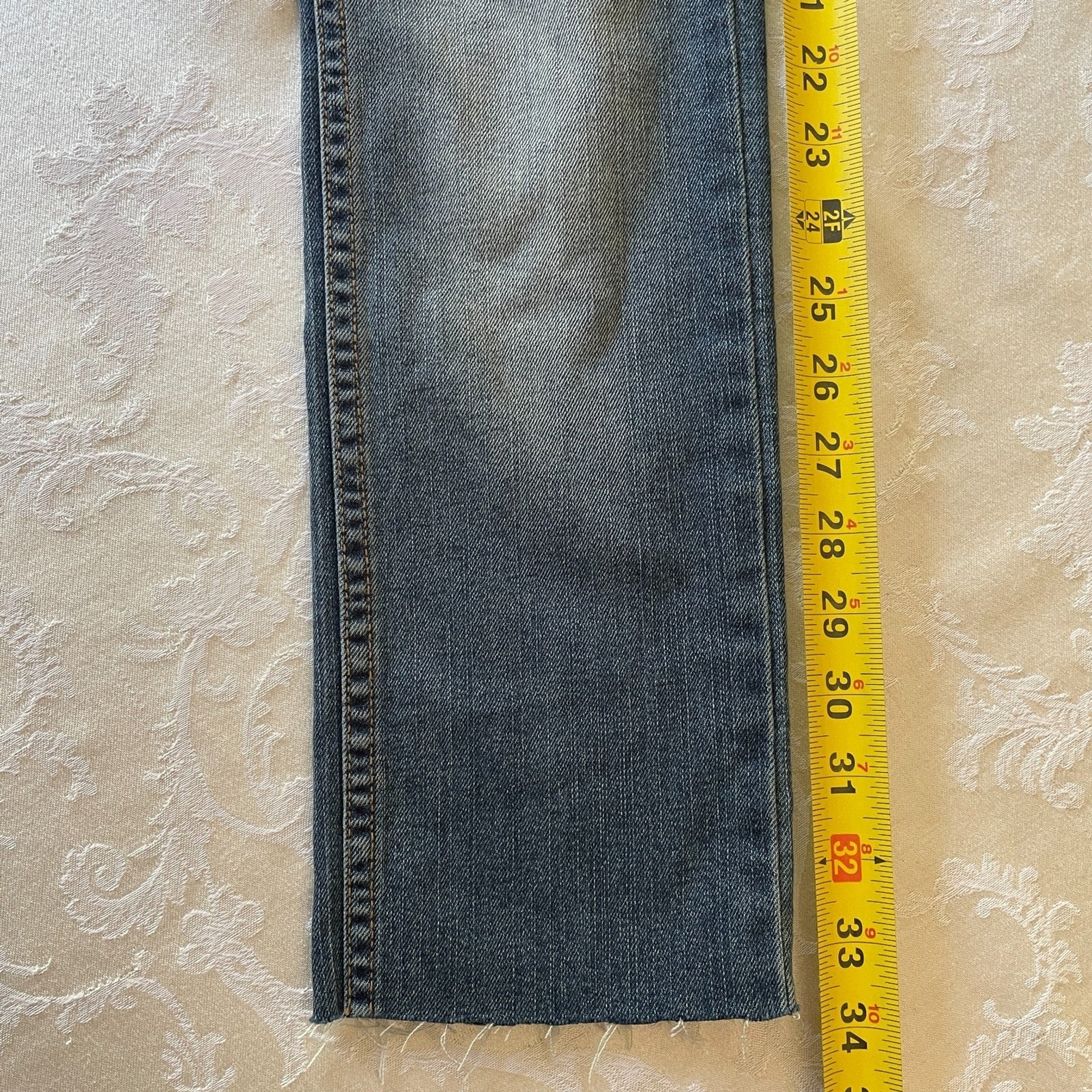 JET John Eshaya New Medium Wash Denim Jeans, camouflage knees, Size 06