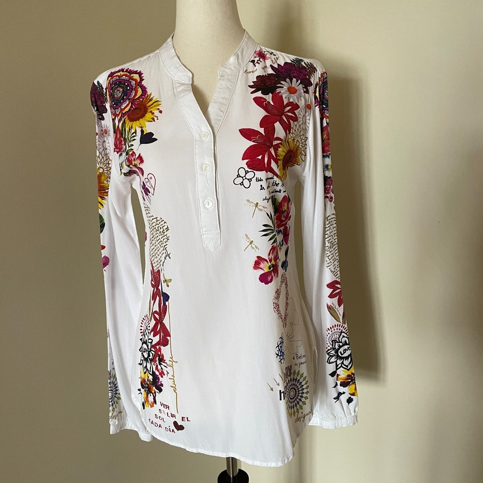 DESIGUAL New White Colorful Floral Top, Size Small1