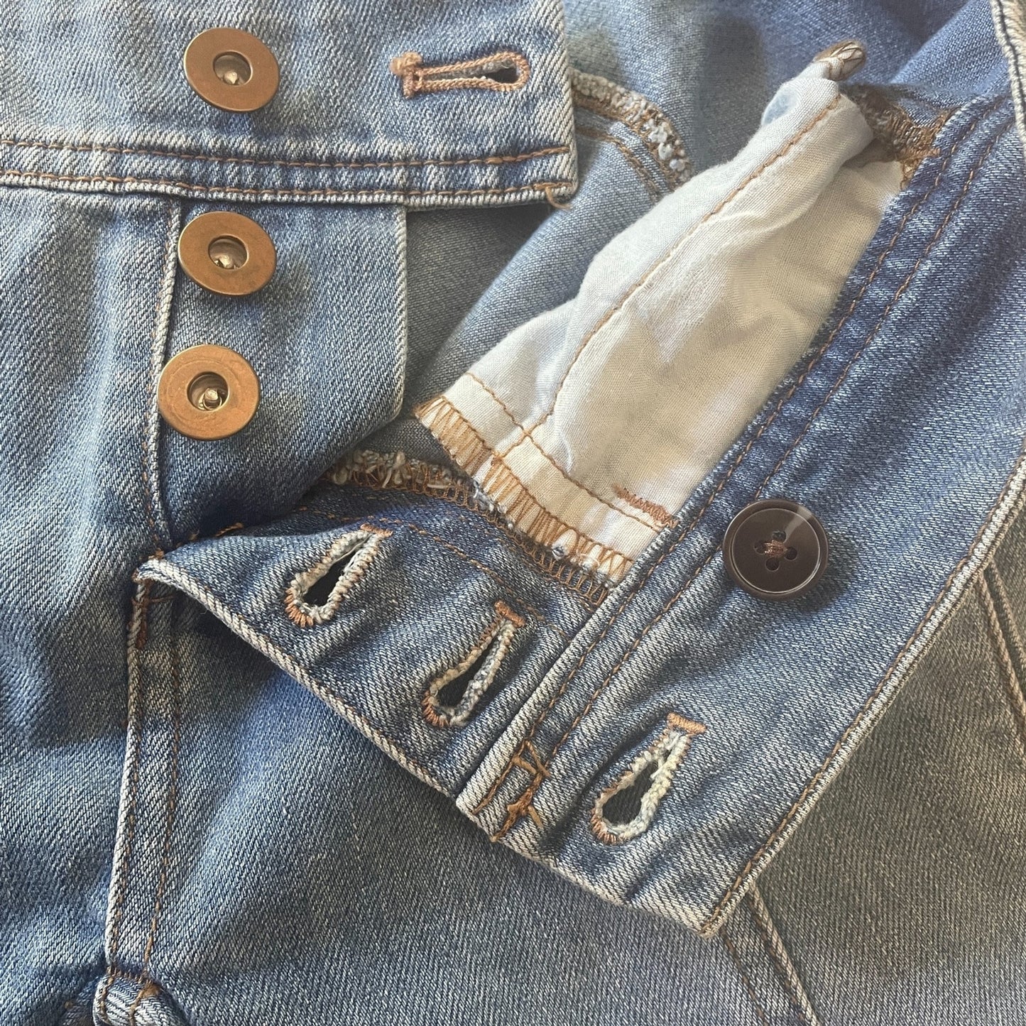 FREE PEOPLE Wide Flare Leg 70's Vibe Light Washed Jeans, Size 242