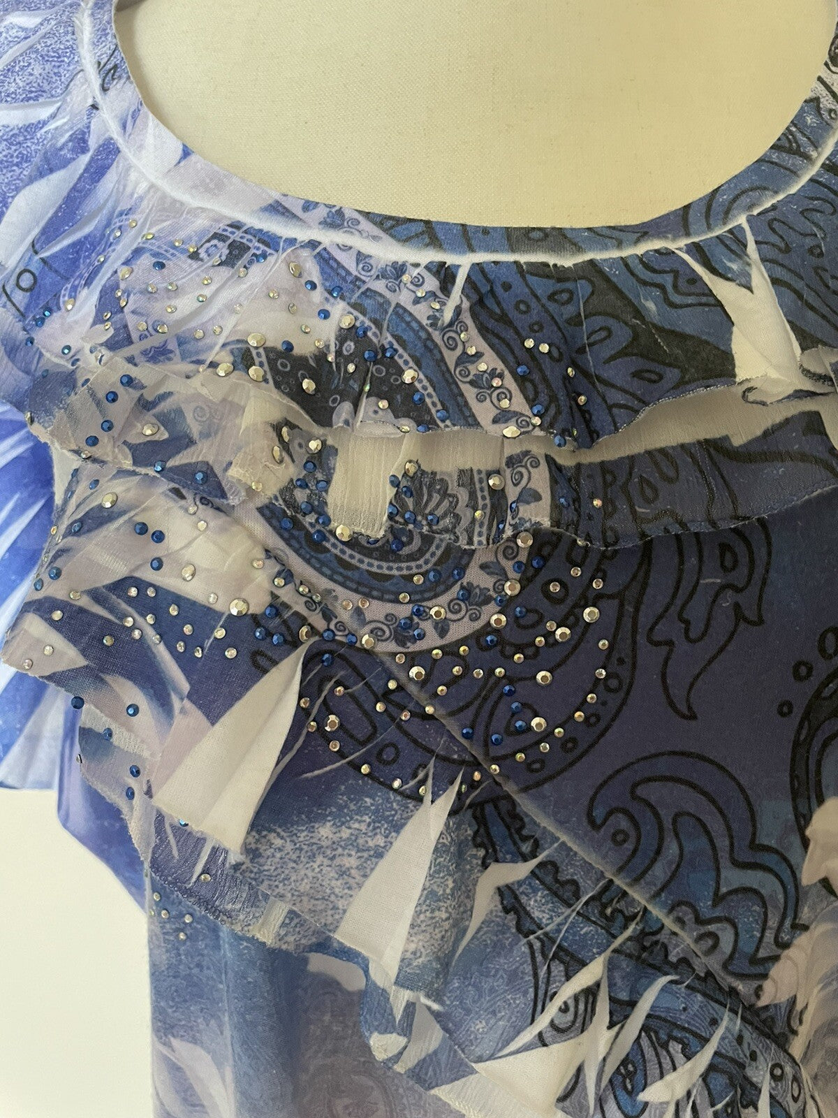 FRENCH BAZAAR Ruffle Paisley Top w/Sequin, Size L3
