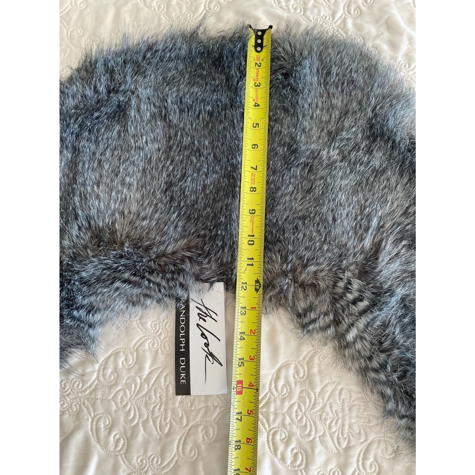 RANDOLPH DUKE The Look Faux Fur Removable Stole Collar, Silver & White10