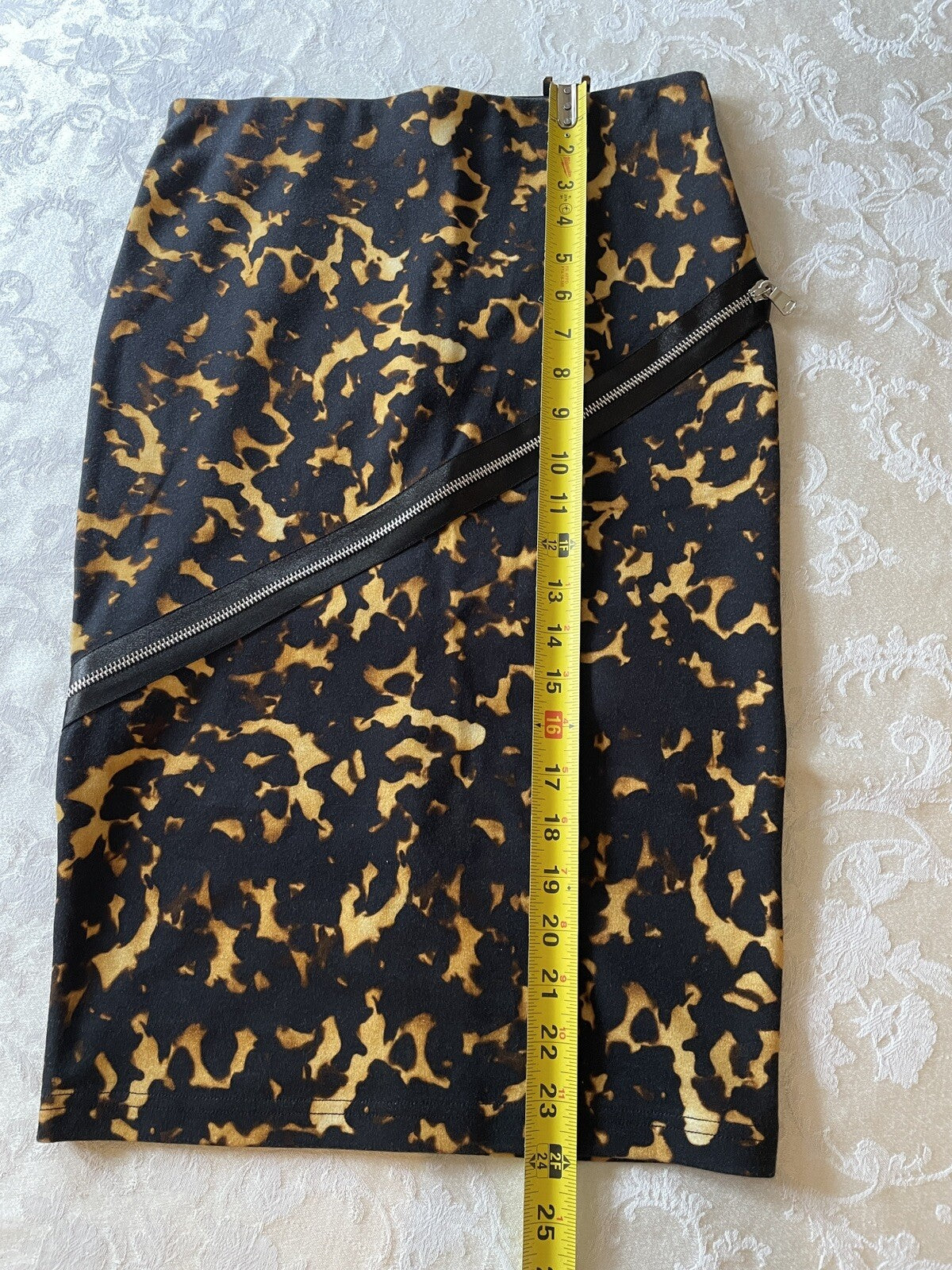 McQ ALEXANDER McQUEEN Stretch Leopard Print Pencil Skirt with Zip Detail, Size M12