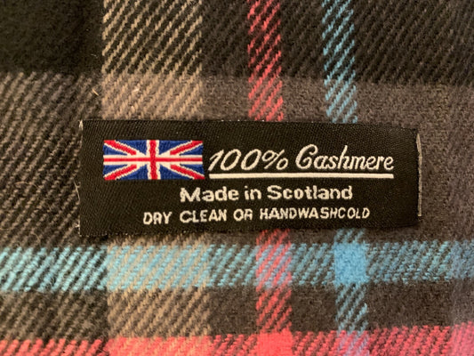 100% Cashmere Scarf made in Scotland1