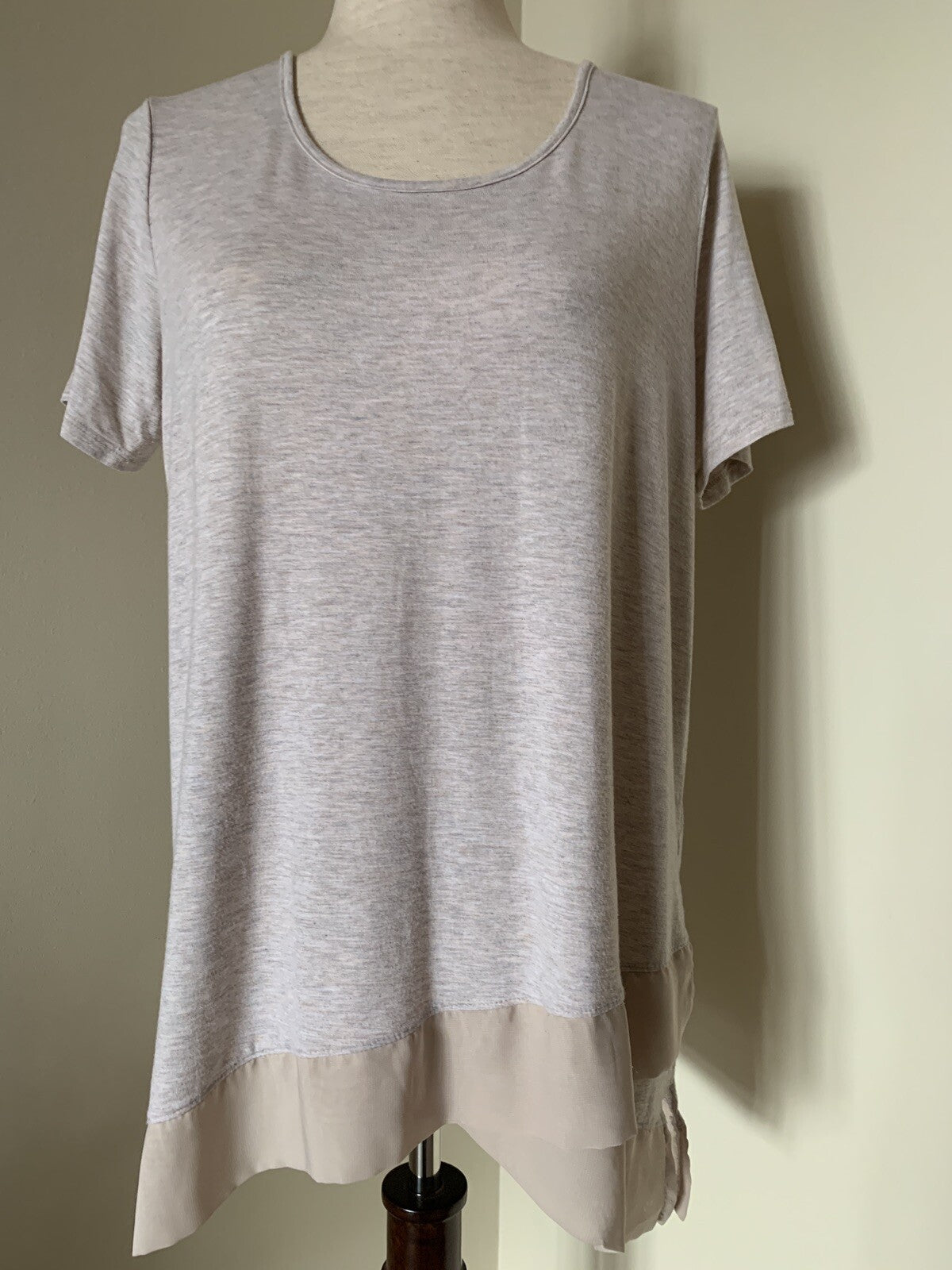 Beige Short Sleeve Top w/Tie on Back Collar0