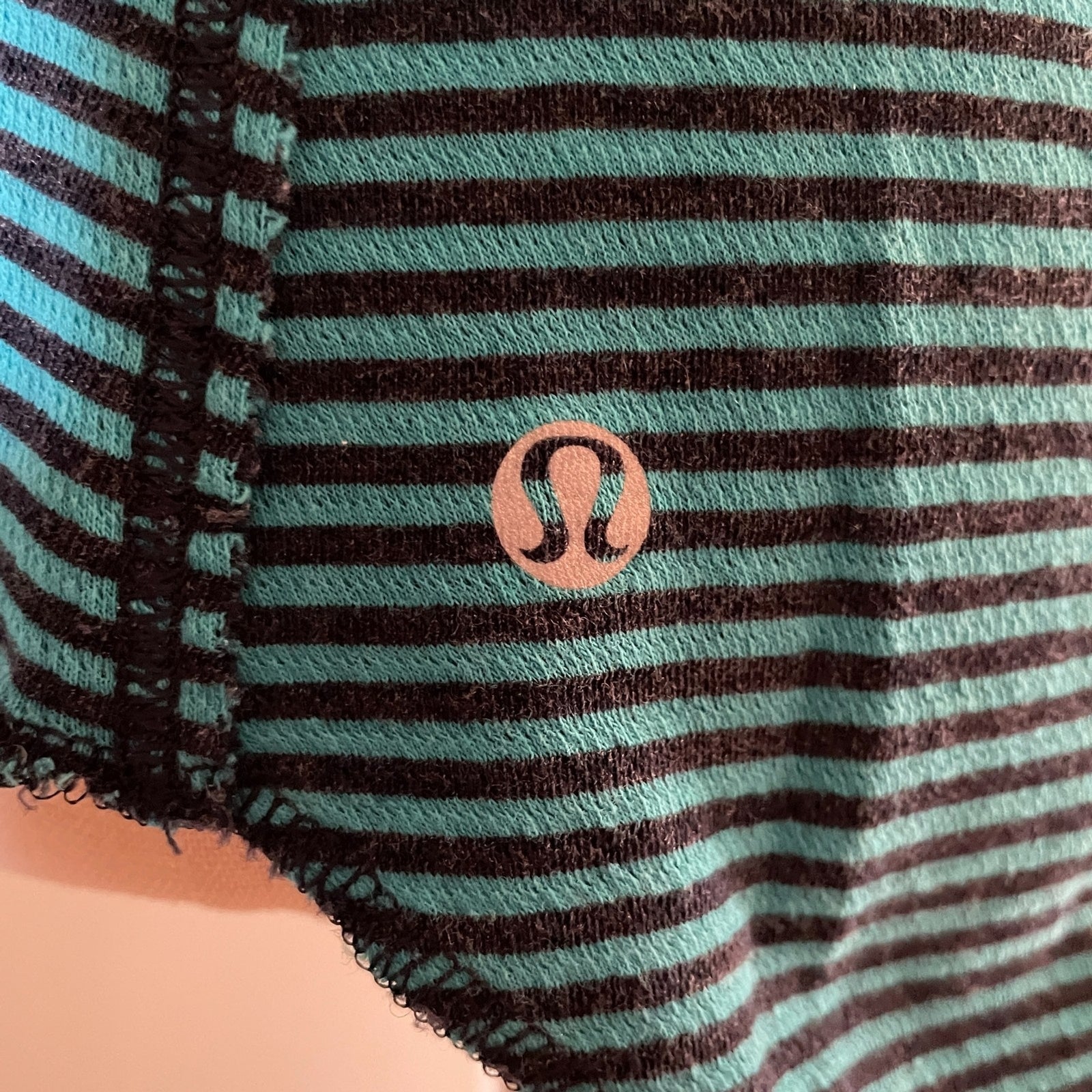 LULULEMON Reversible Green & Blue Stripe Pullover, Size Small0