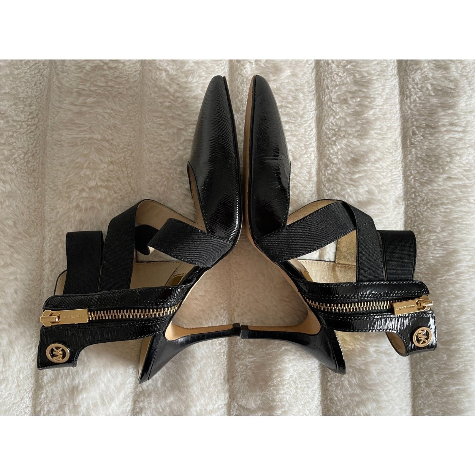 MICHAEL KORS Black Patent Leather Meadow Strappy Pointed-Toe Pump 3" Heels3
