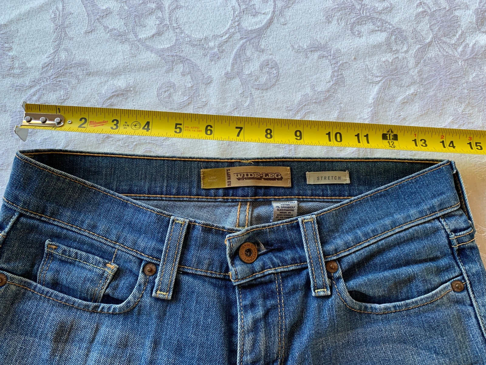 OLD NAVY Low Waist Boot Cut Low Waist Jeans5