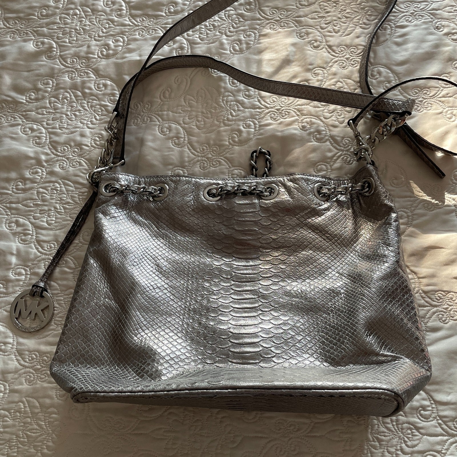 MICHAEL KORS Frankie Metallic Leather Crocodile-embossed Large Shoulder Bag1