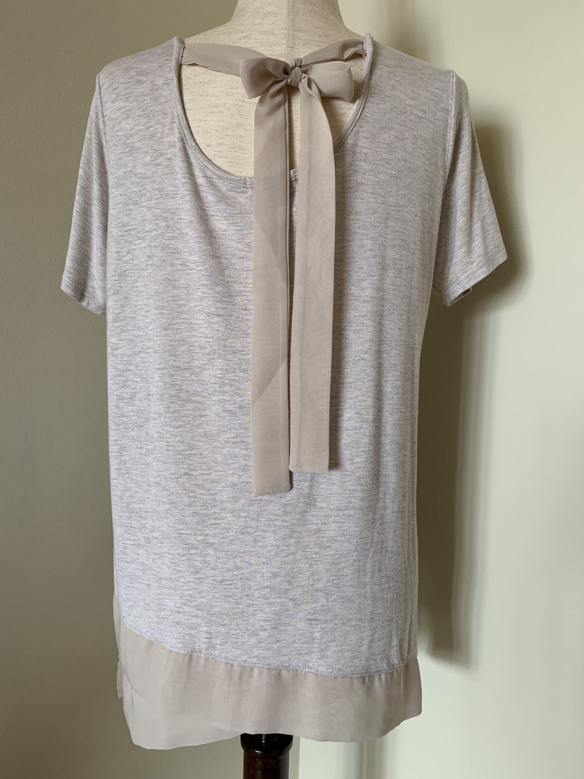 Beige Short Sleeve Top w/Tie on Back Collar2