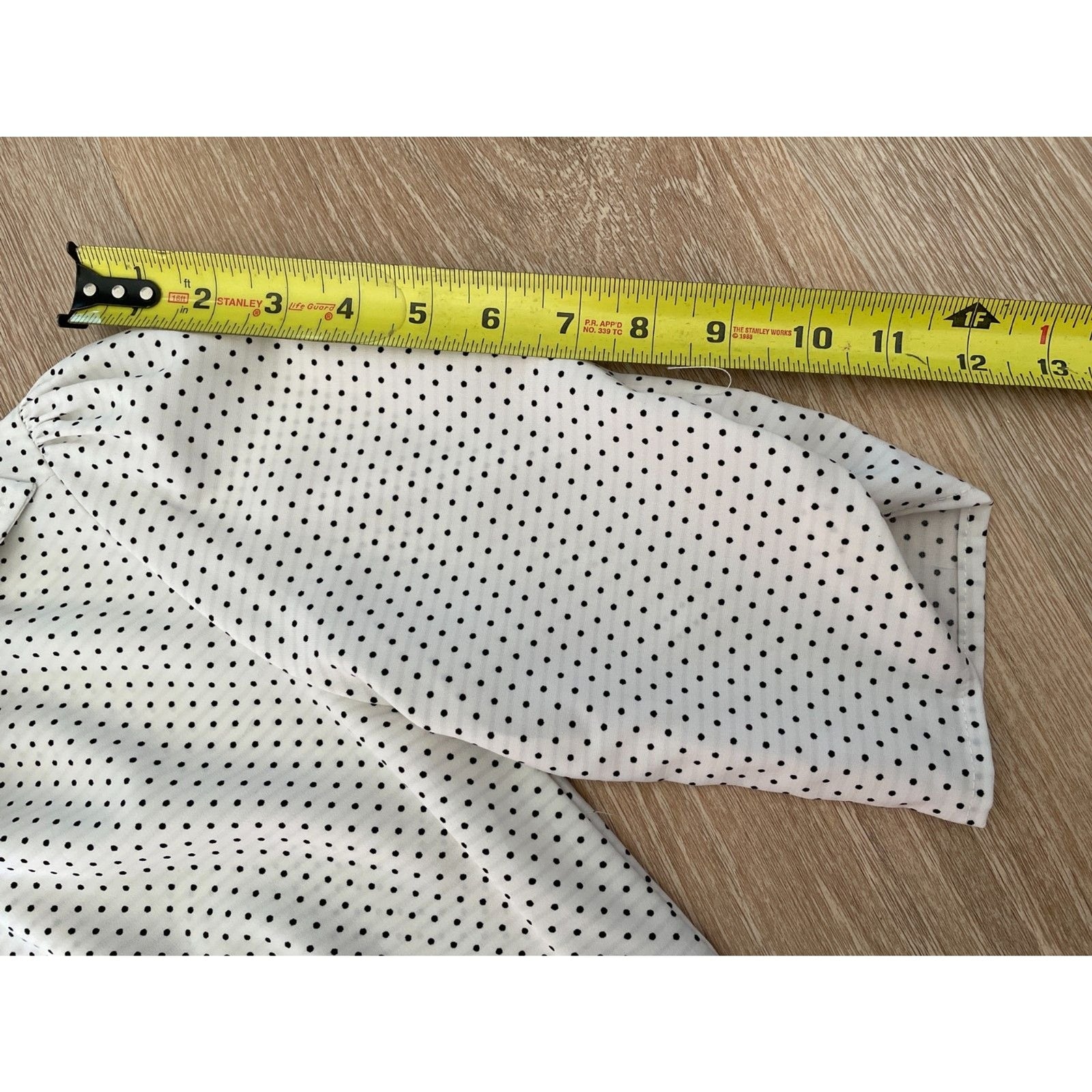 NINETY NWOT White & Black Polka Dot 3/4 Cinched Sleeve, Button Down, Size Small9
