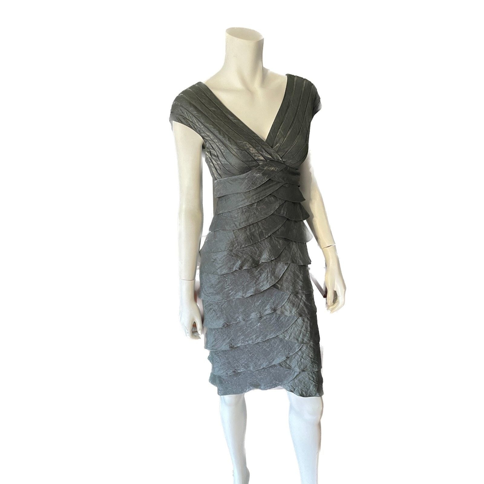 CACHE NWOT Metallic Silver Shutter Pleat Sheath Dress, Size 20