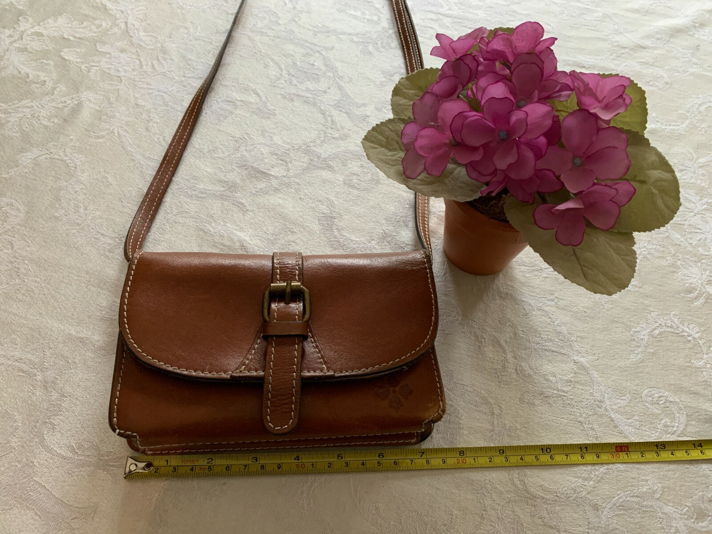 PATRICIA NASH Beautiful Leather Cross Body Bag10