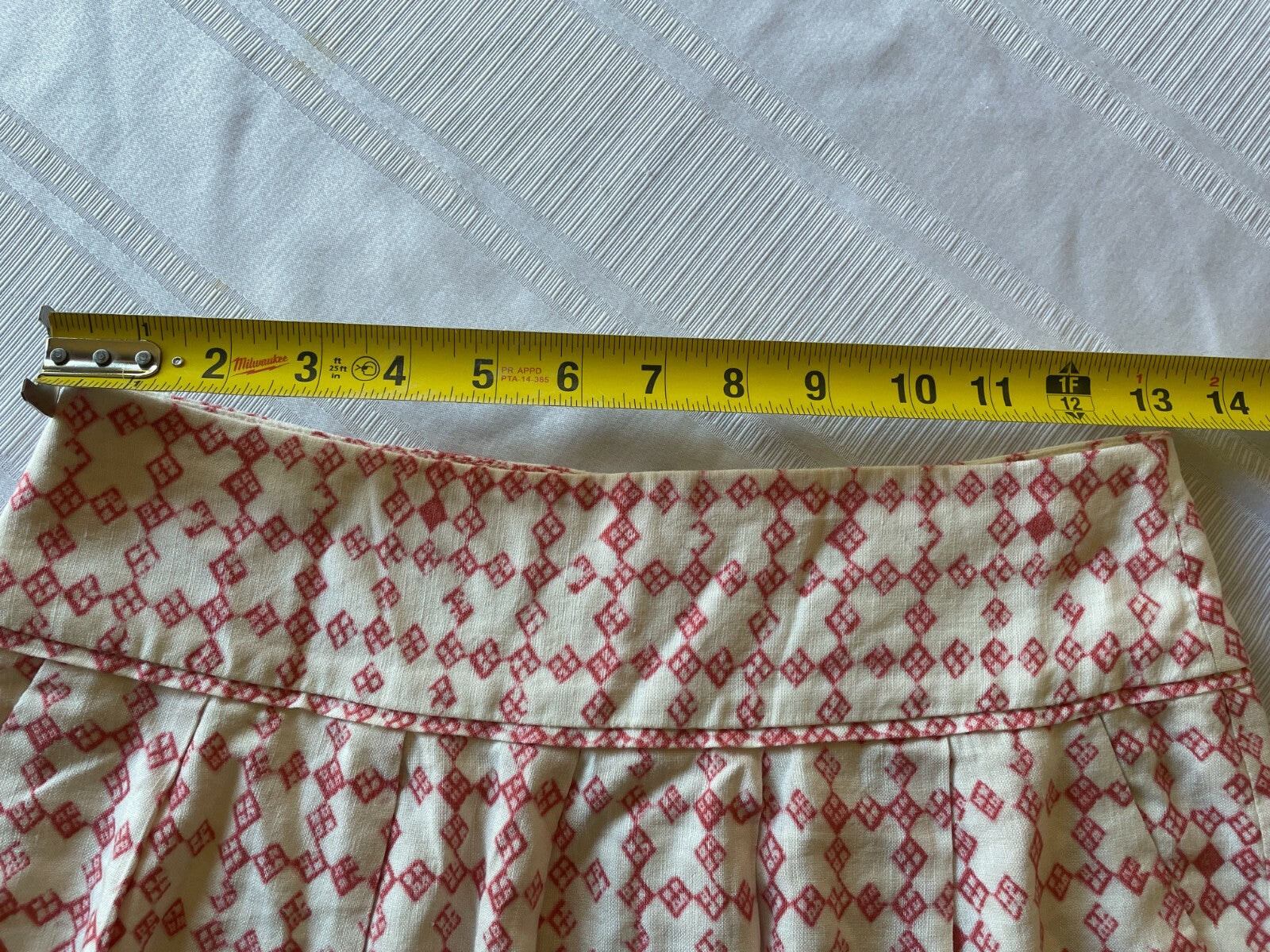 ANN TAYLOR Loft Linen and Rayon Aztec Boho Print Skirt, Size 04