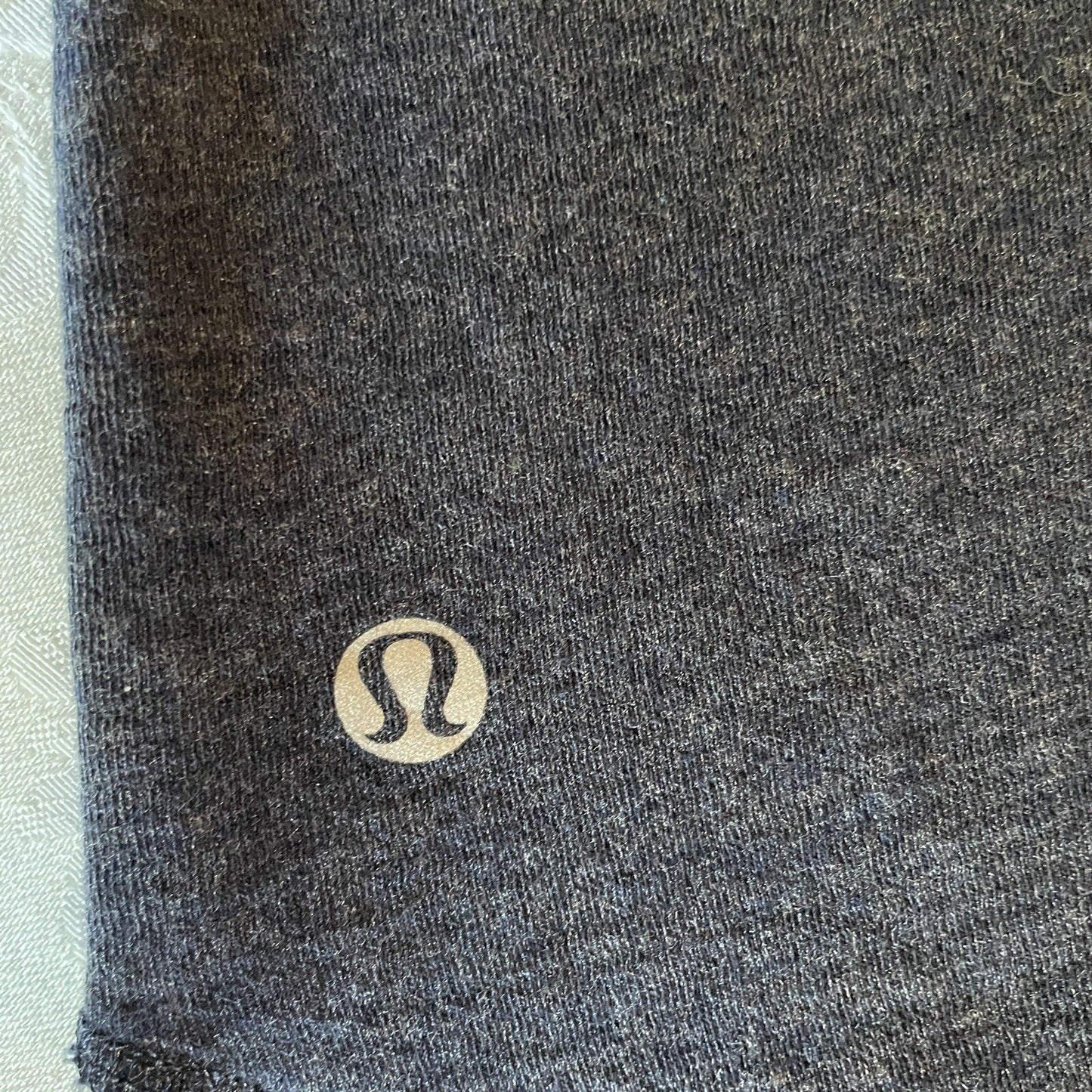 LULULEMON Reversible Green & Blue Stripe Pullover, Size Small12