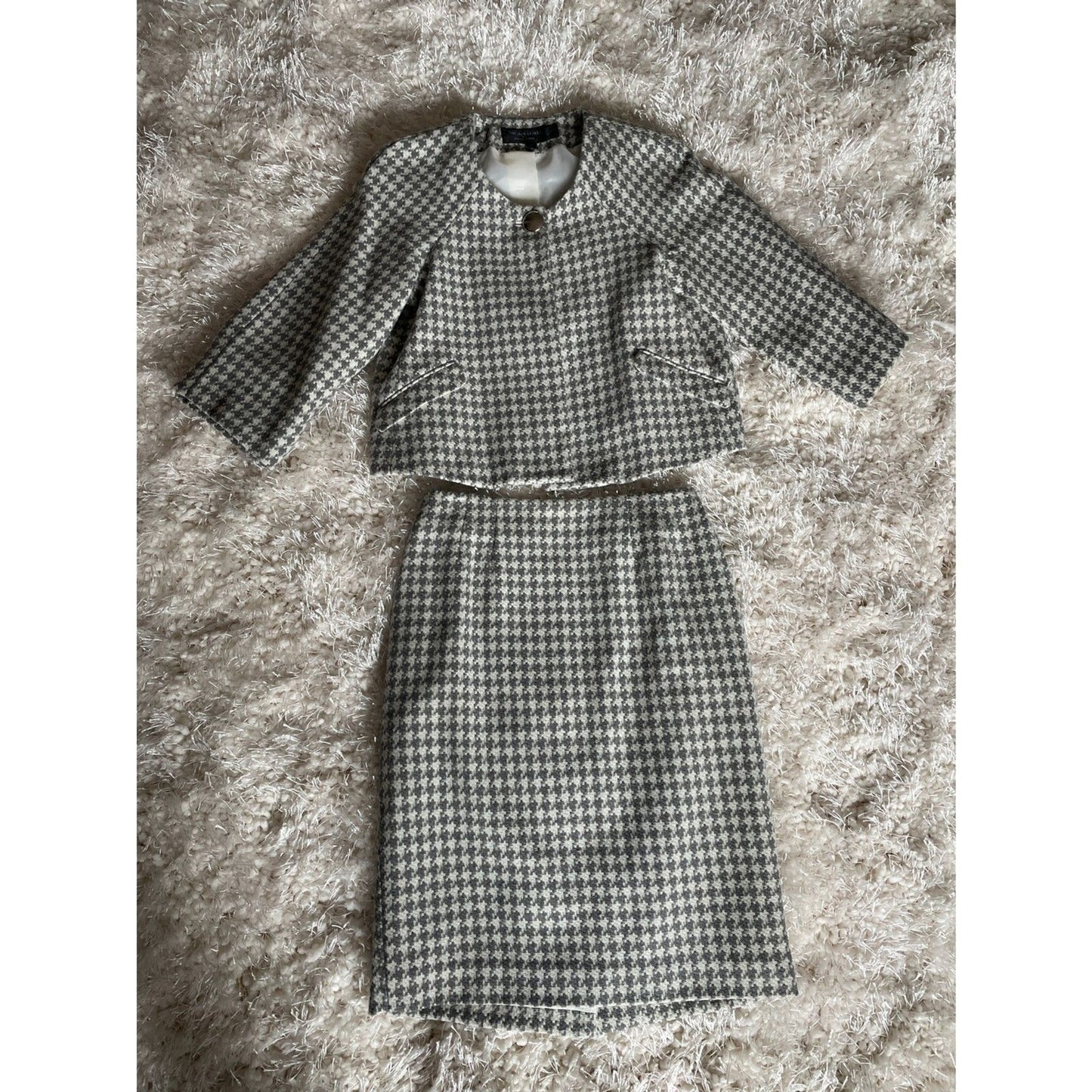 LARRY LEVINE Signature NWOT Soft Gray & Winter White Houndstooth Suit, Size 2P3