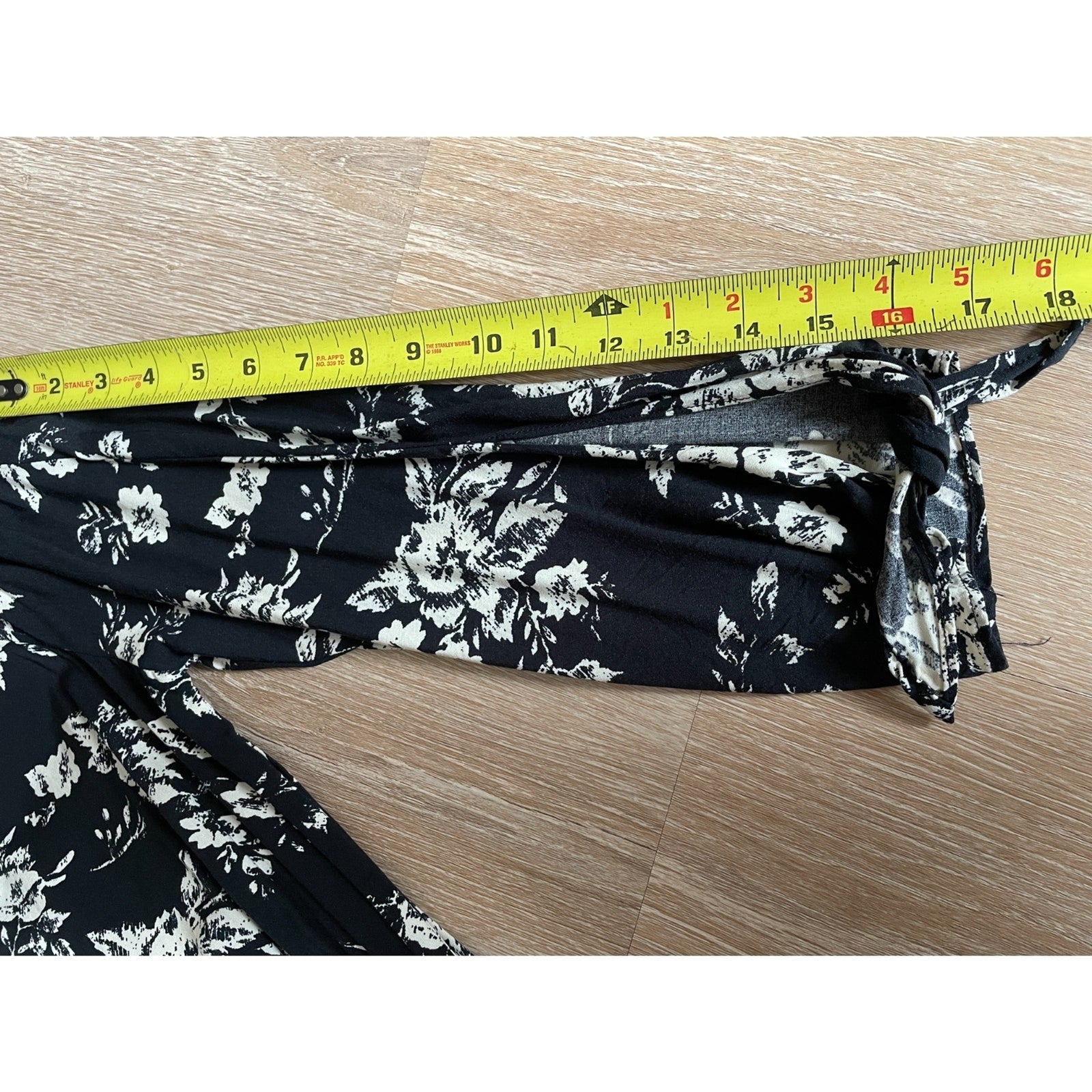 MIMI CHICA Black and White Floral Off-The-Shoulder Jumpsuit, Size XS8