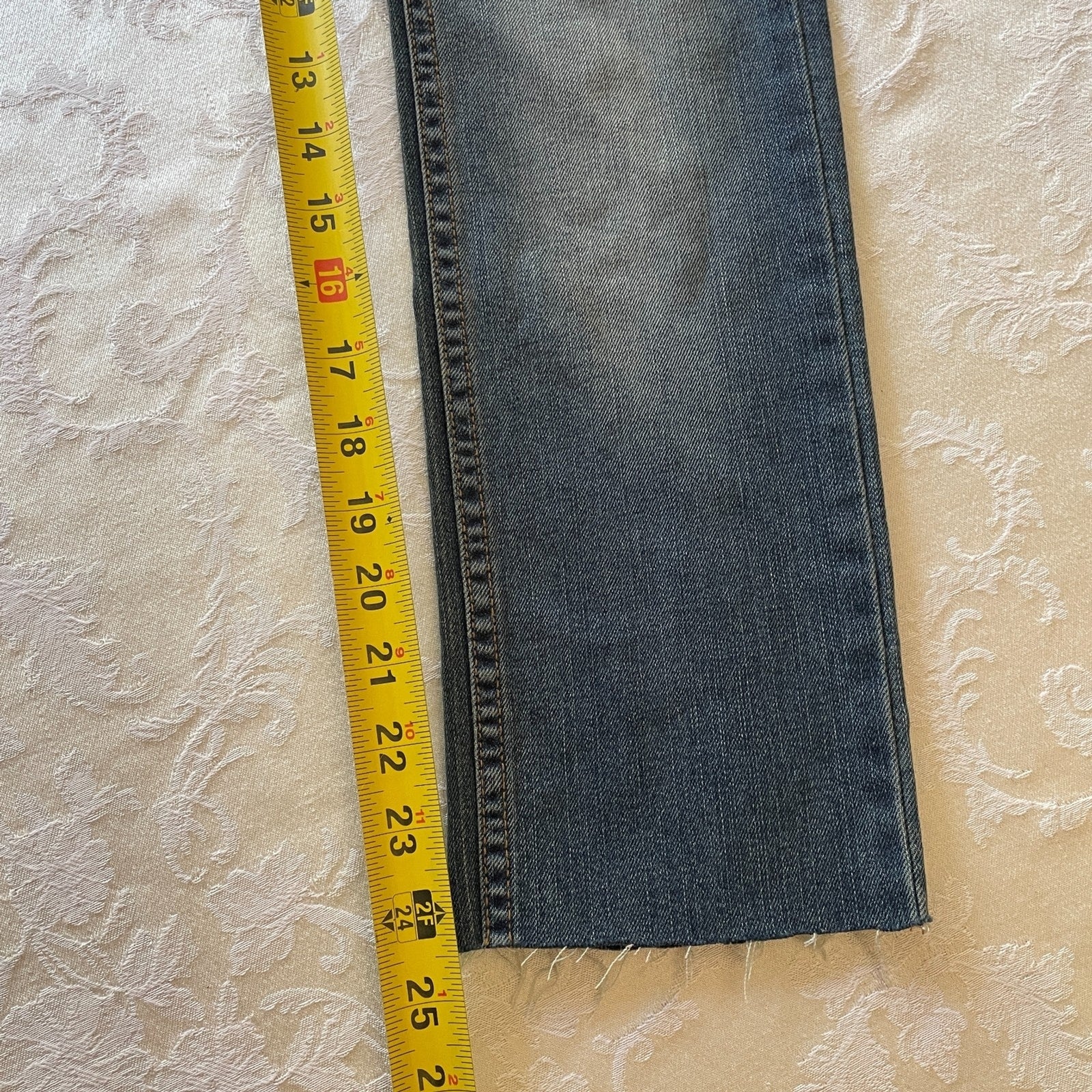 JET John Eshaya New Medium Wash Denim Jeans, camouflage knees, Size 07