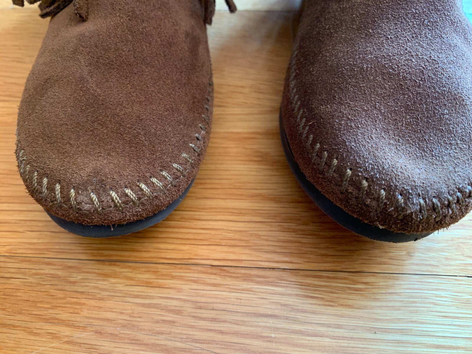MINNETONKA Brown Suede Three Layer Fringe Boots, Size 73