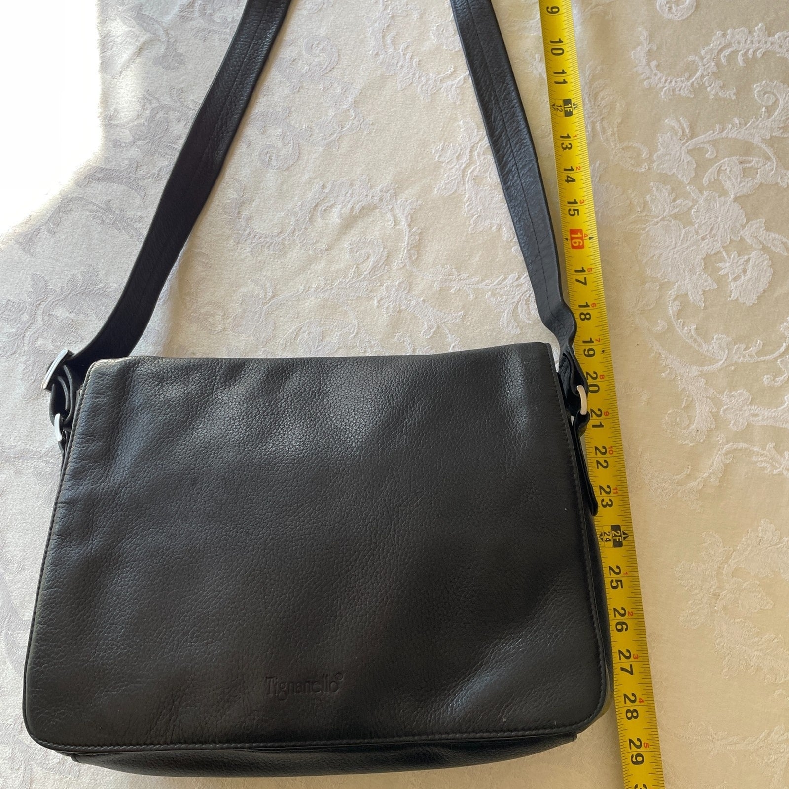 TIGNANELLO Black Genuine Leather Crossbody Bag with Flap Over 9